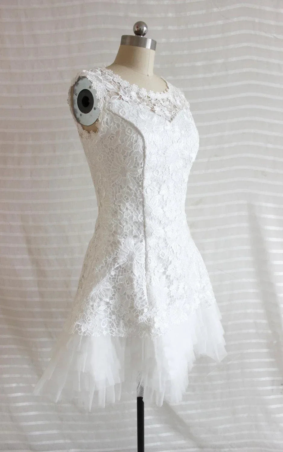 A Line Short Tulle Lace Satin Weddig Dress