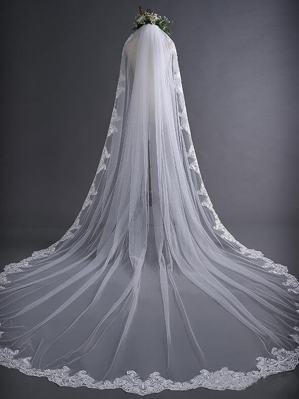 Spanish Vintage Inspired Cathedral Mantilla Veil