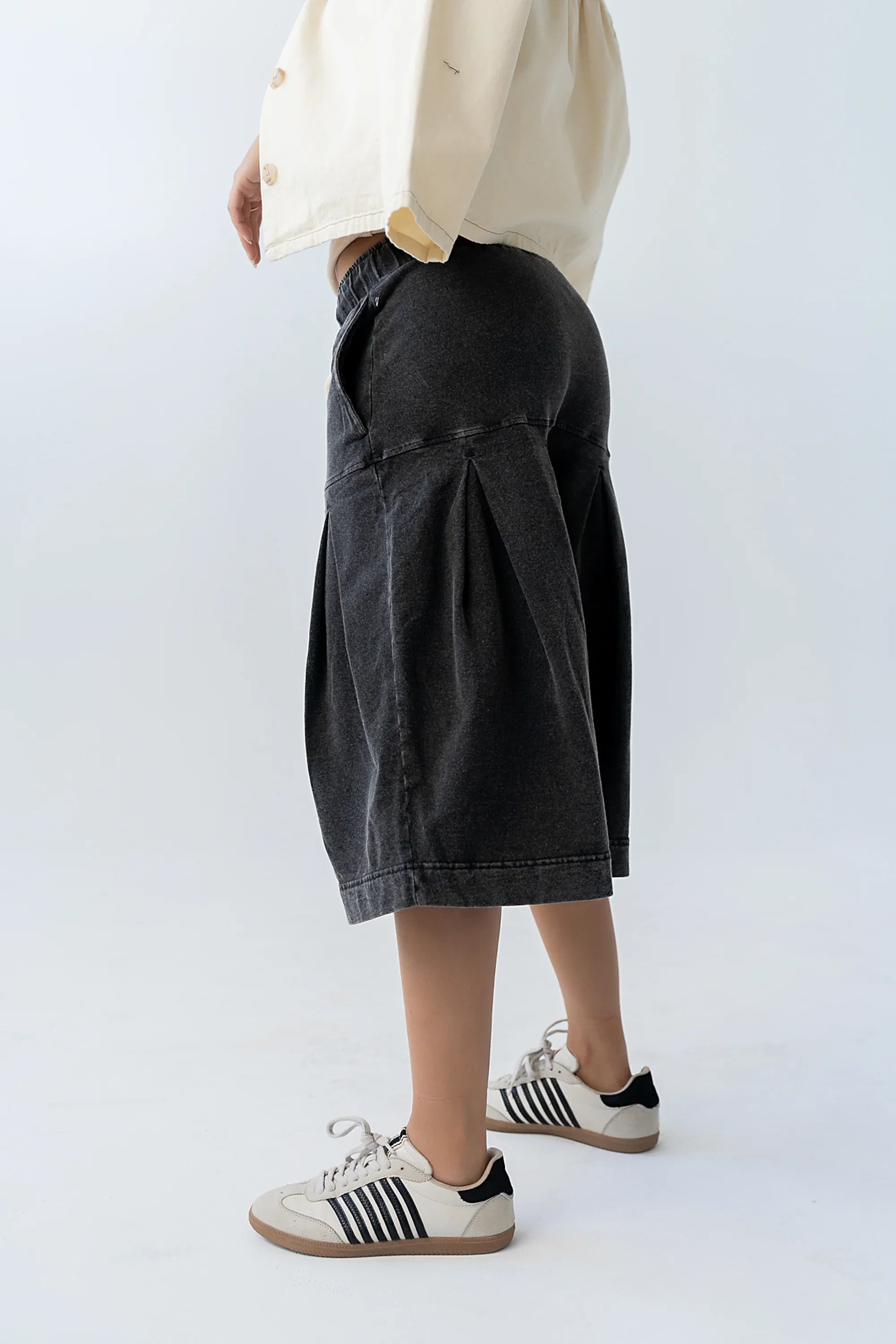 Micha Pleated Shorts in Black