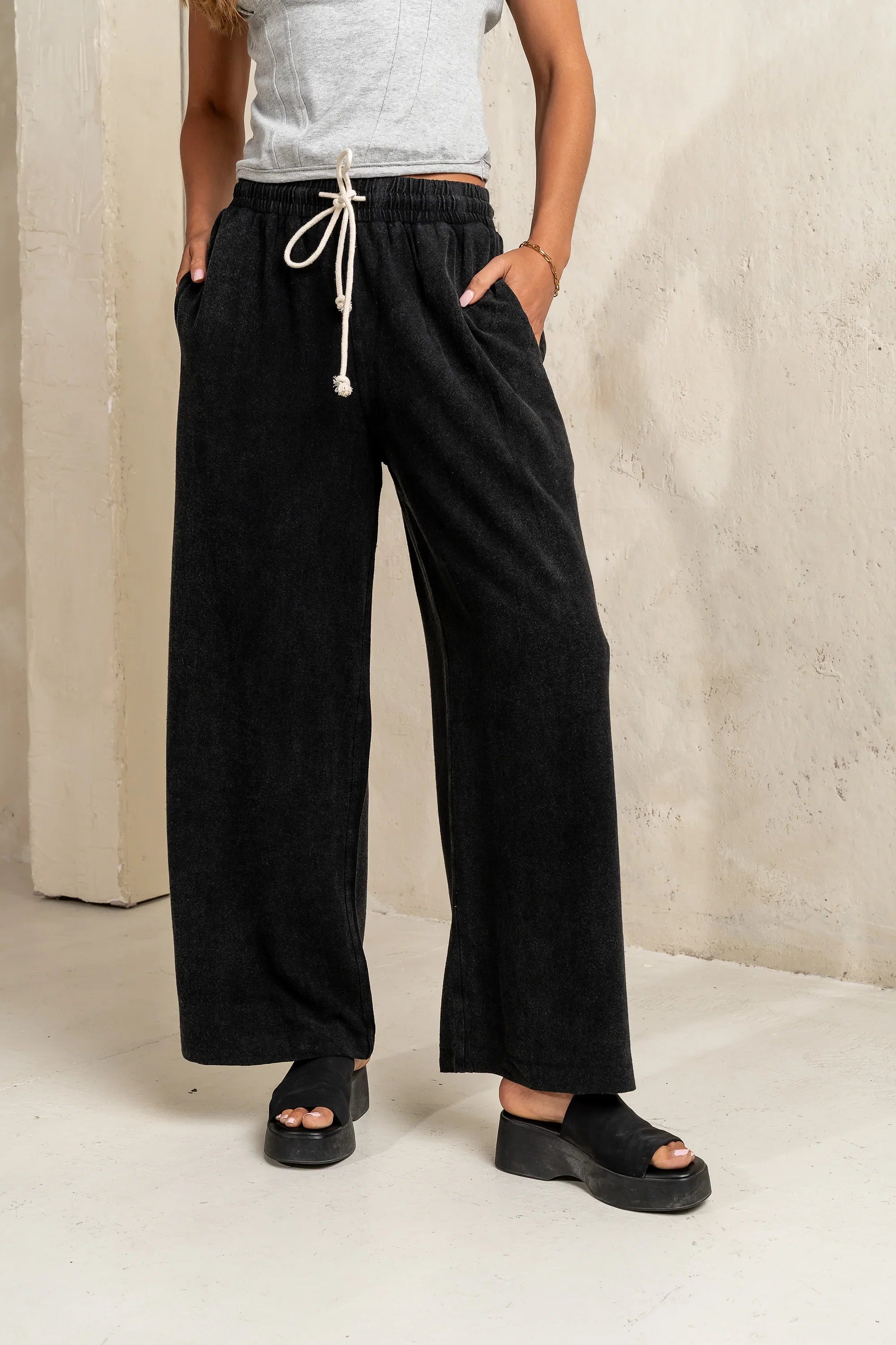 Nico Wide Leg Pants in Black FINAL SALE