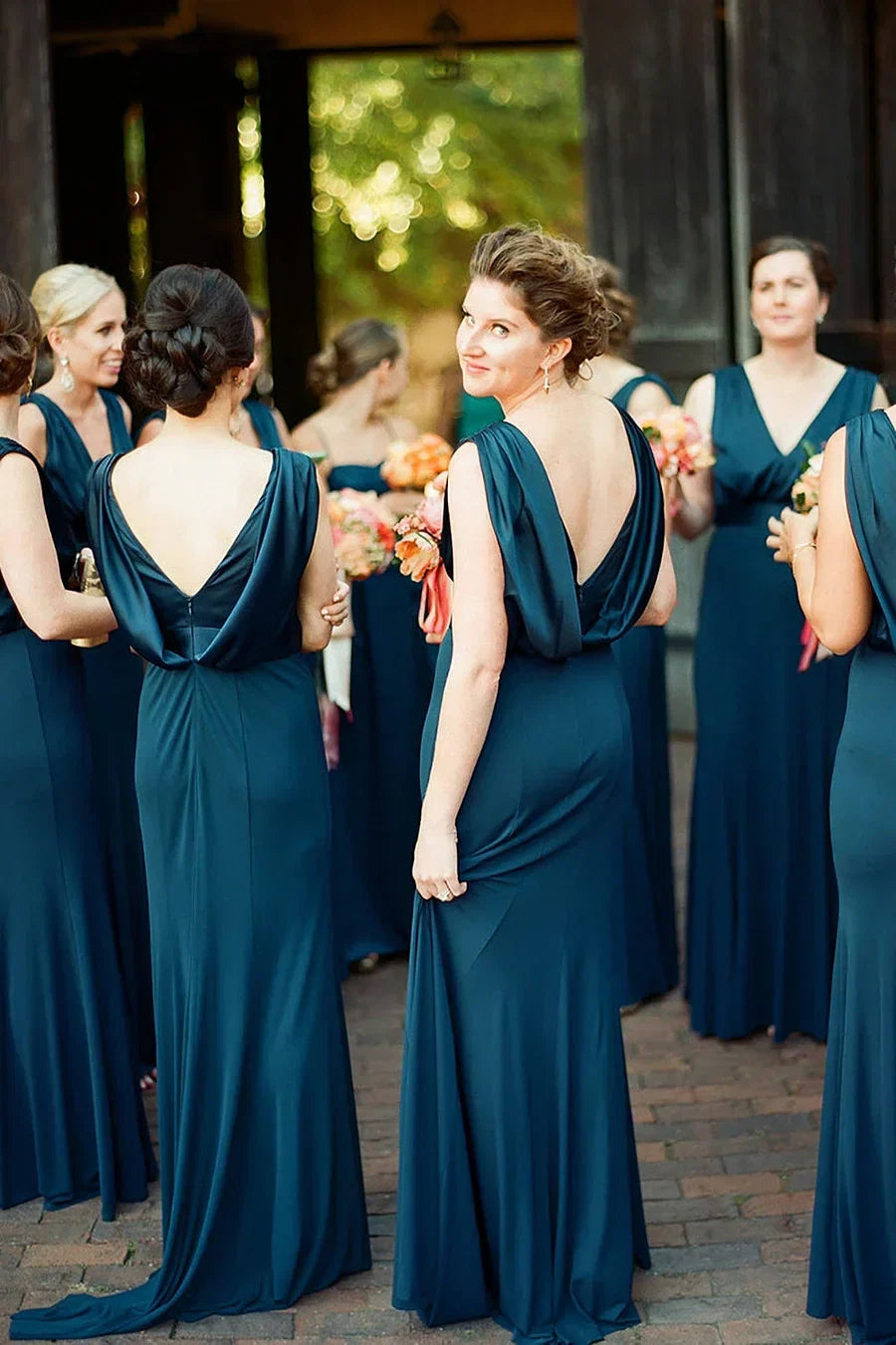 Peacock Blue Mermaid V Neck Long Bridesmaid Dress