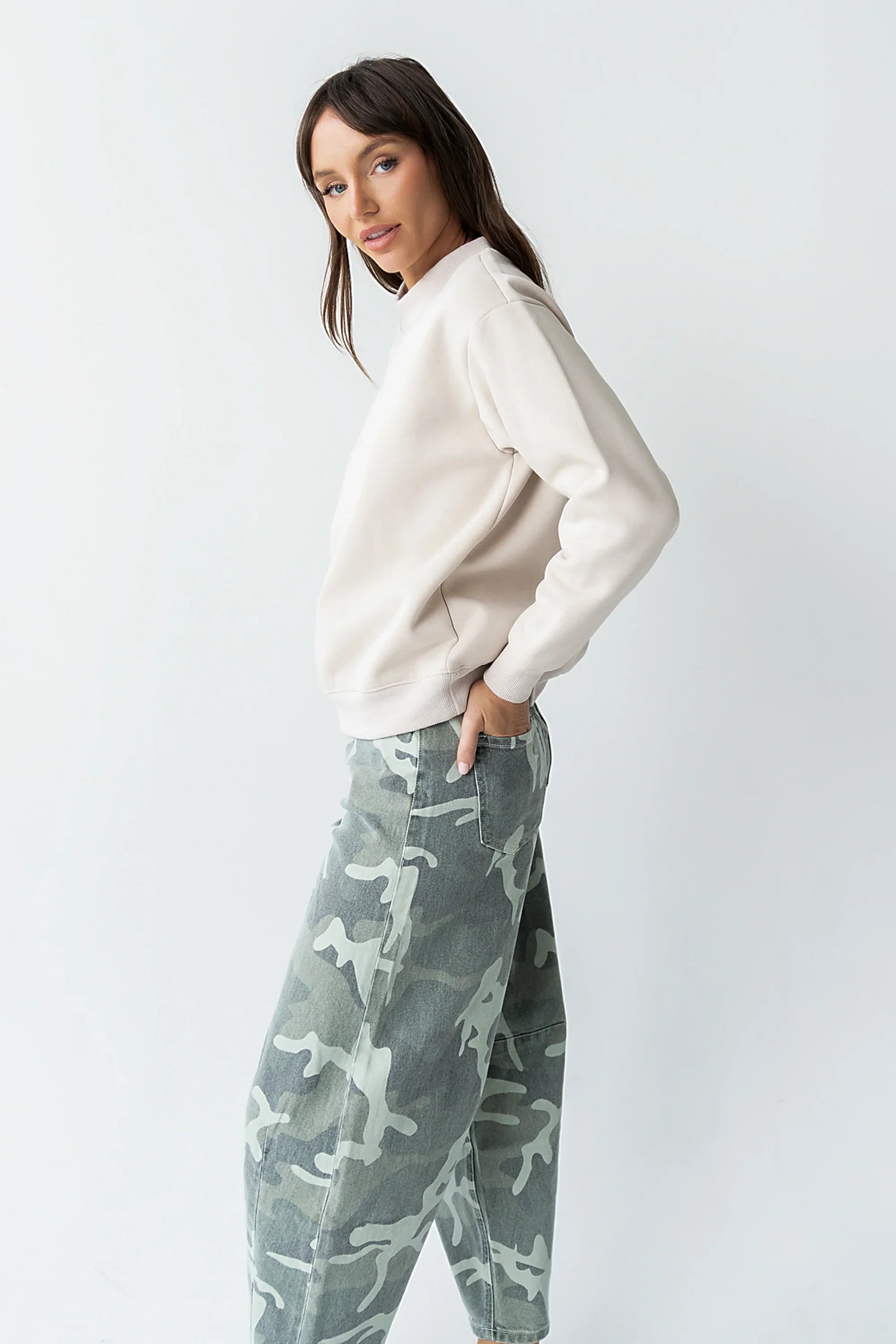 Marie Oversized Sweatshirt in Beige