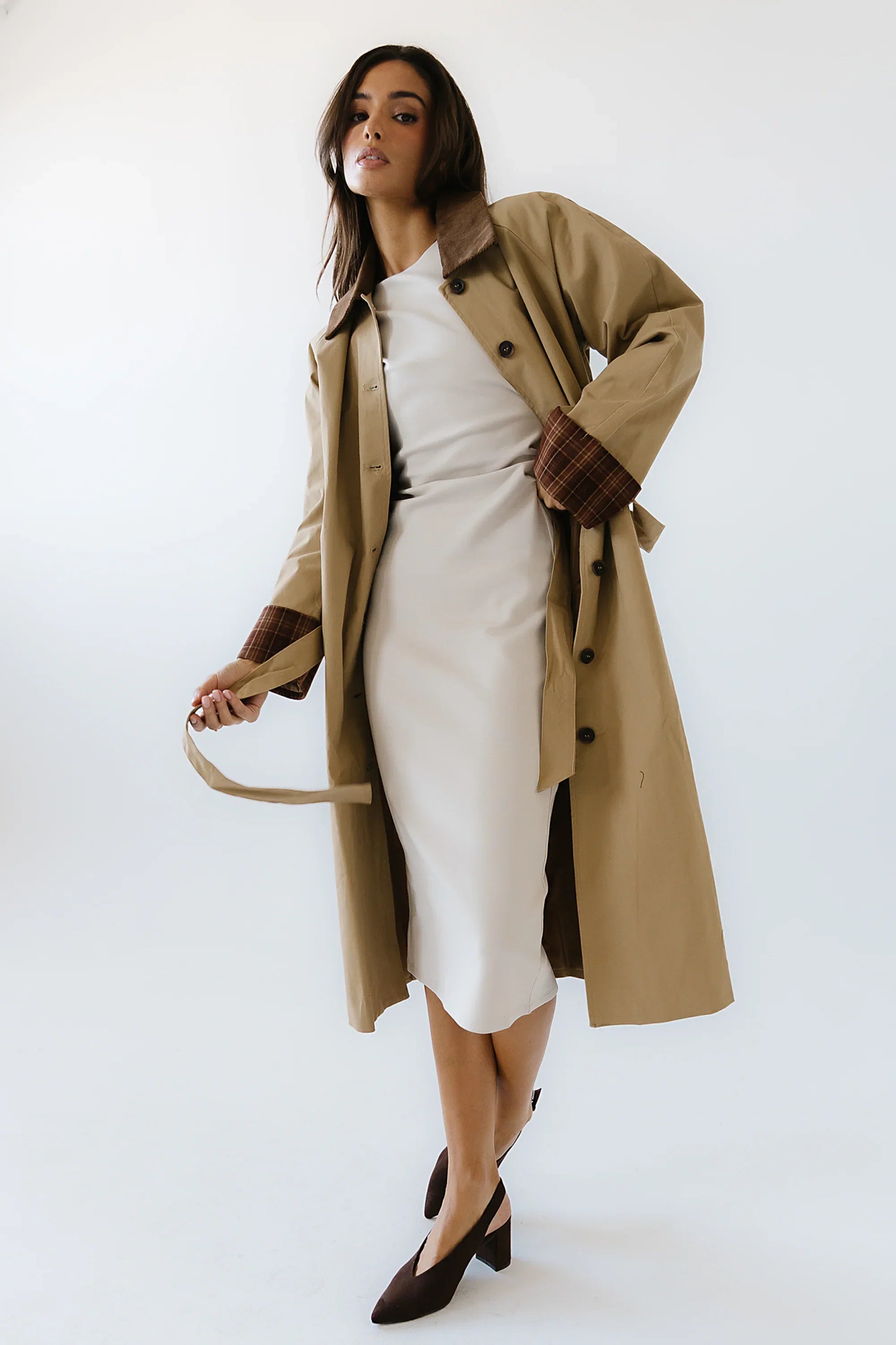 Ivy Fitted Midi Dress in Bone