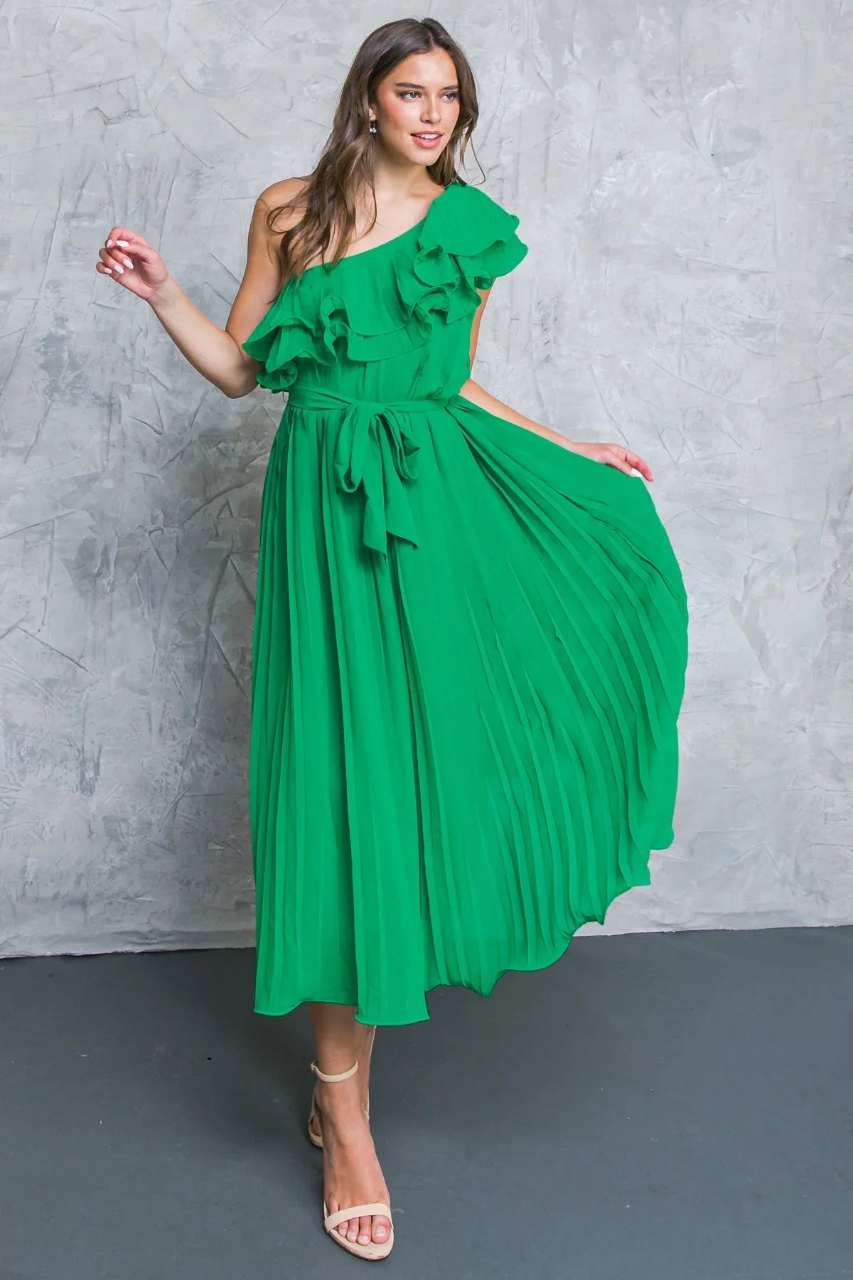 SUN KISSED STYLE GREEN ONE SHOULDER RUFFLE MIDI DRESS