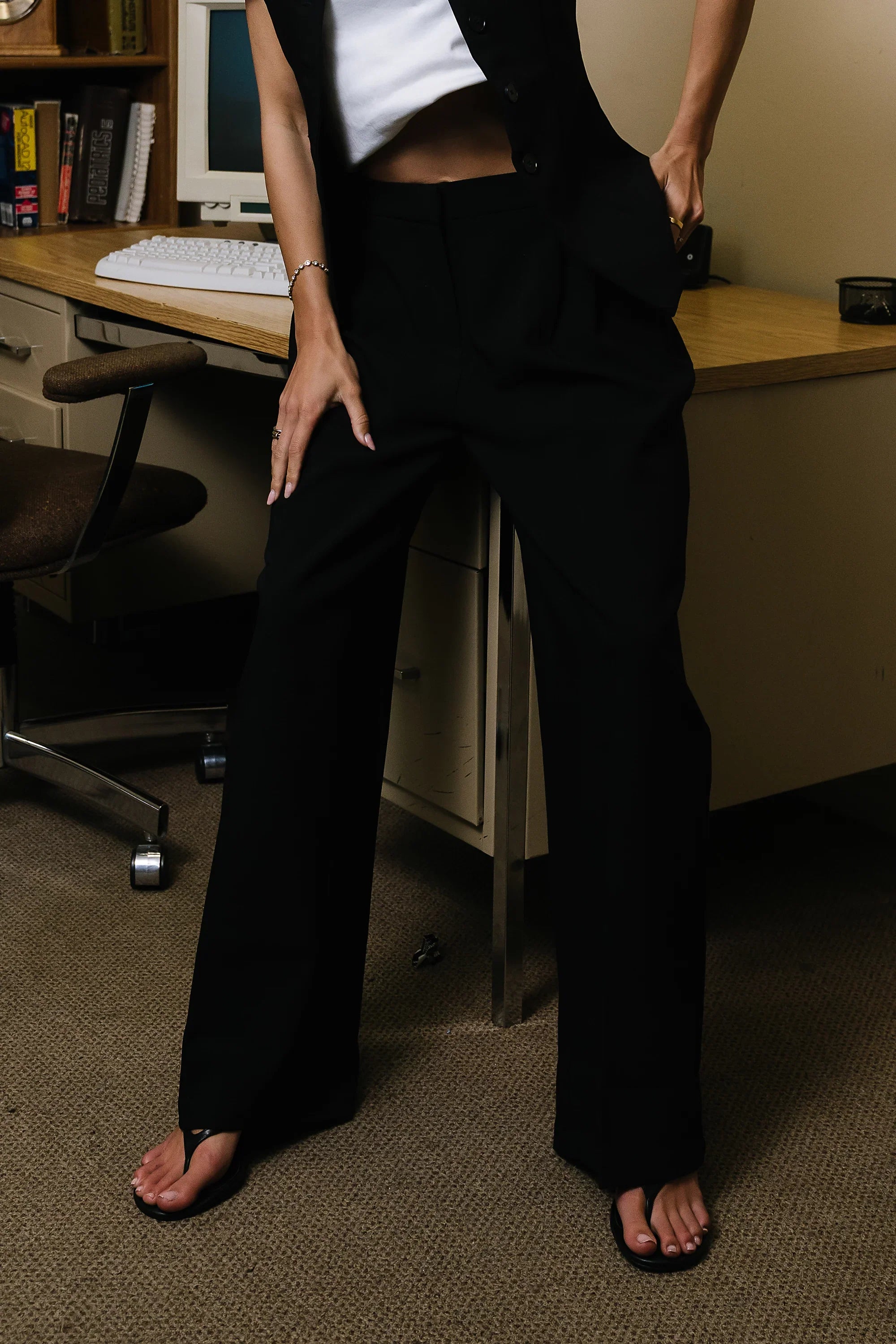 Carrie Pleated Trousers in Regular Black