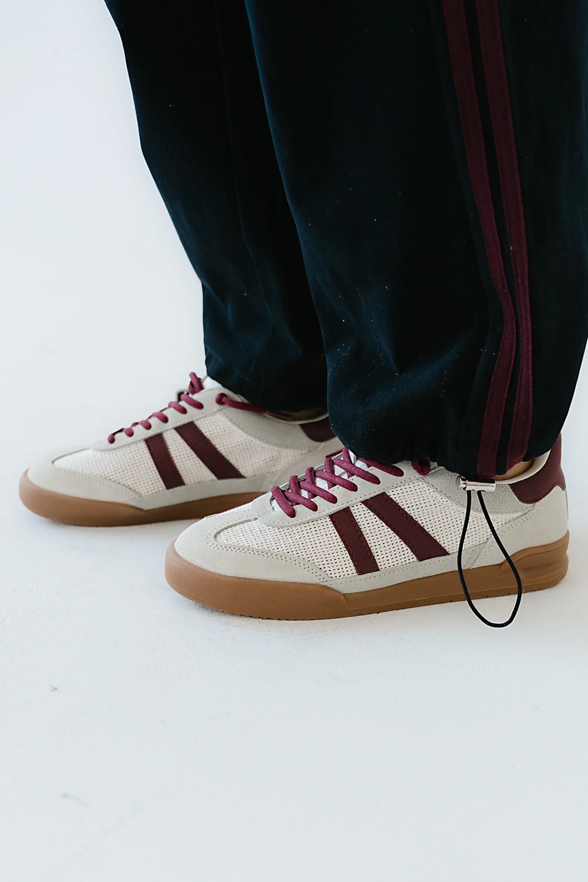 Steve Madden Verdict Sneaker in Burgundy