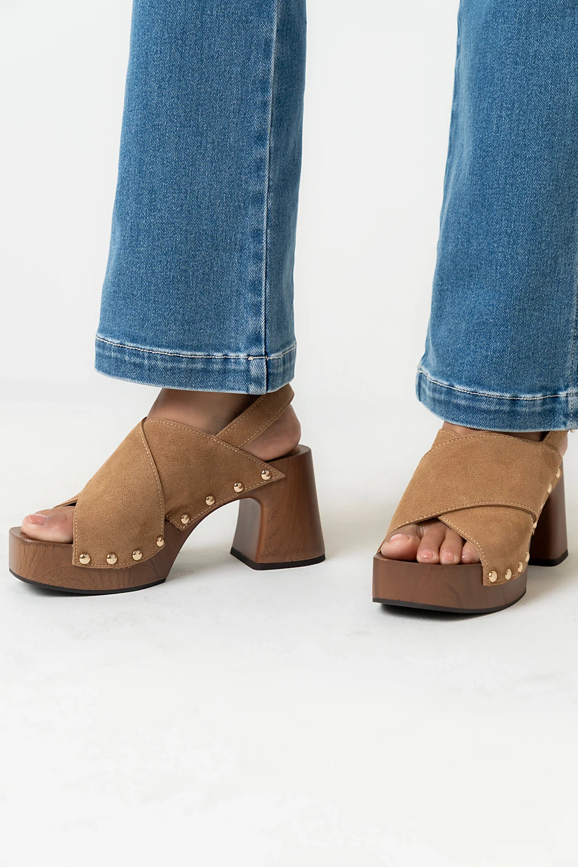 Pamela Block Heels in Tan