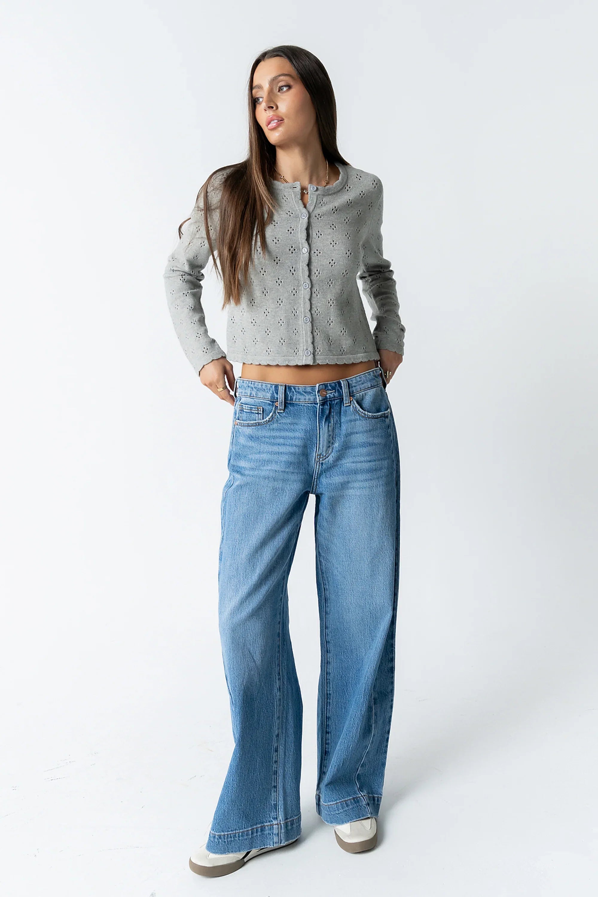 Kandy Scalloped Sweater in Grey