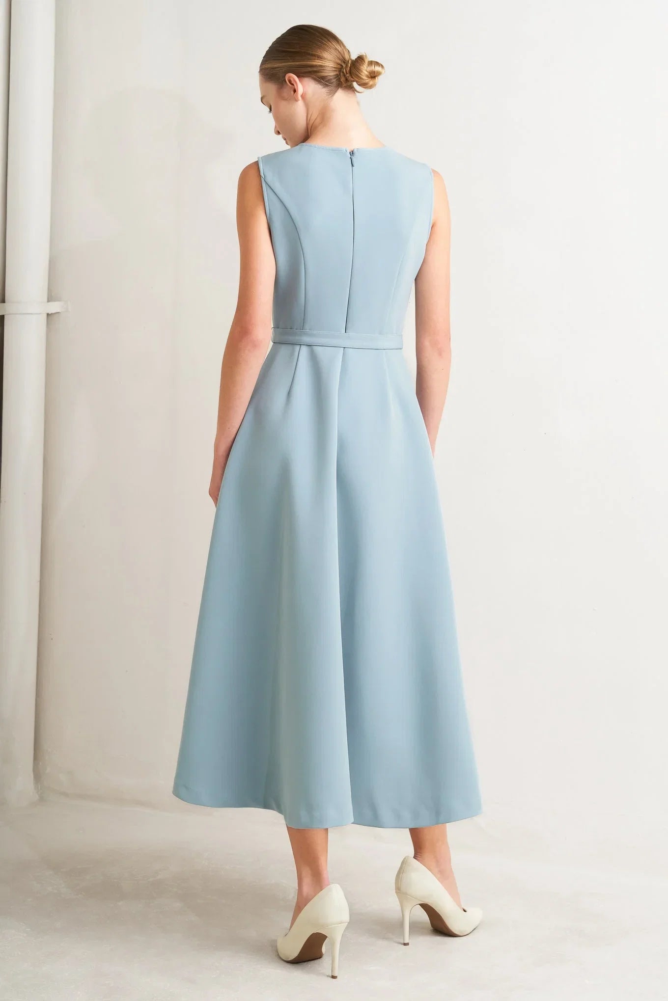 SOFTLY SPOKEN BLUE PINTUCK MIDI DRESS