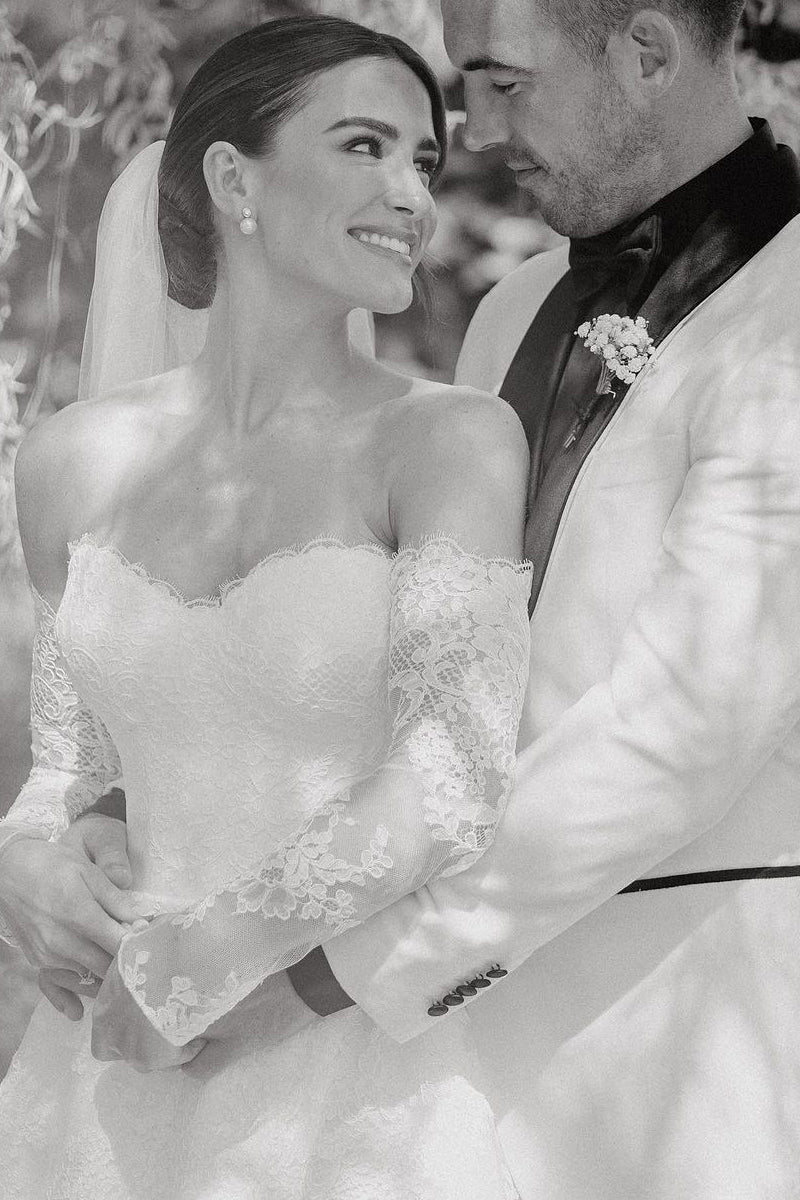 Vintage A Line Sweetheart White Lace Wedding Dresses with Slit