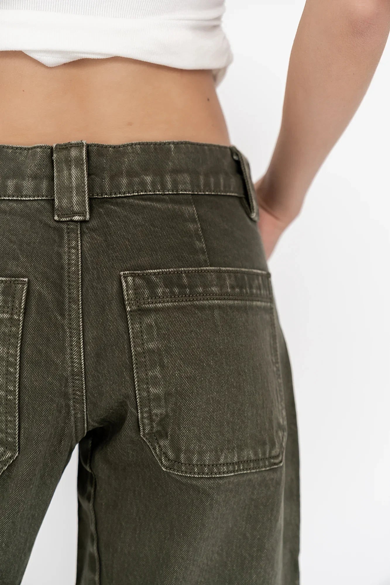 Scottie Barrel Jeans in Olive FINAL SALE