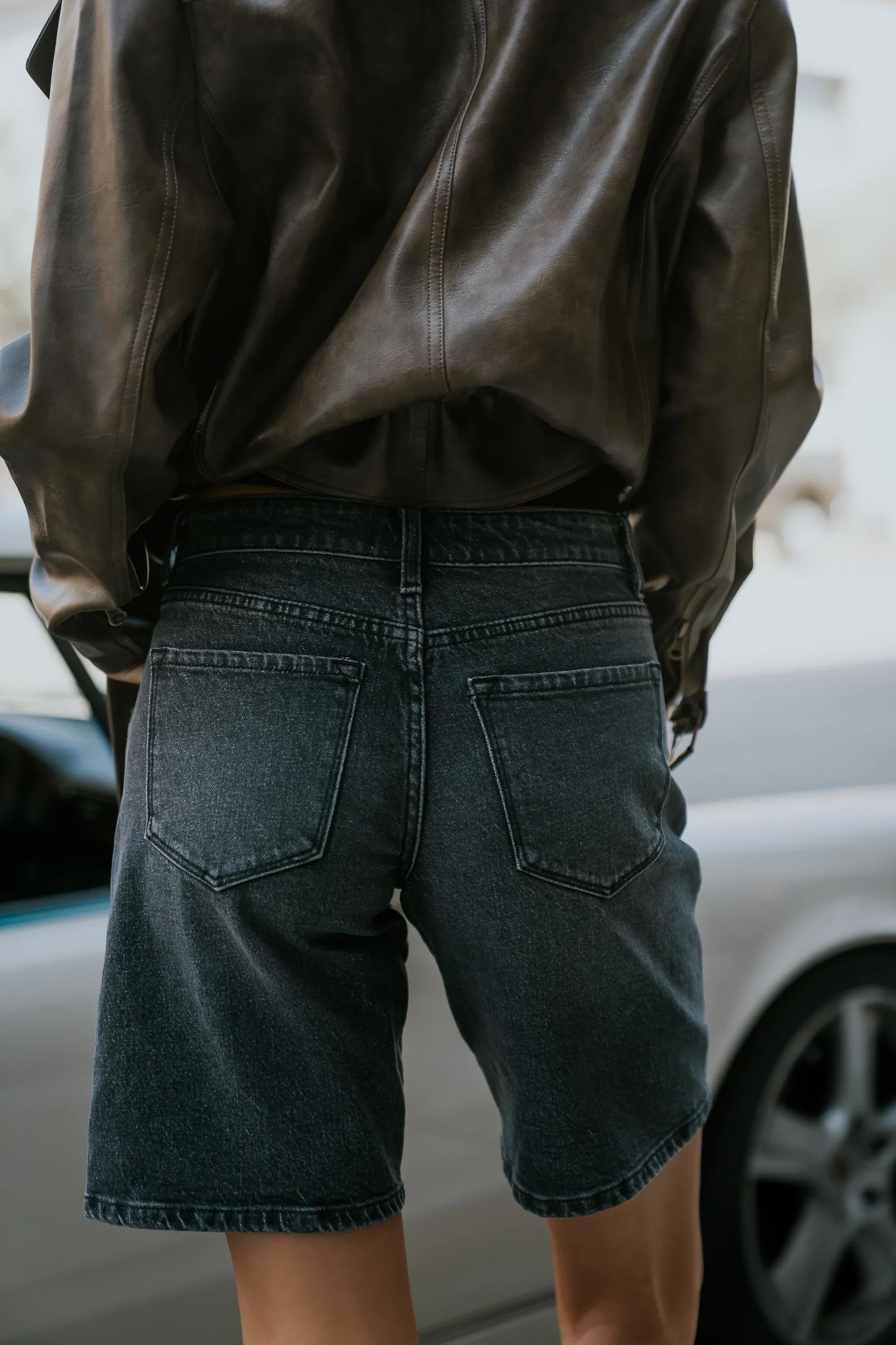 Kaydence Bermuda Shorts in Washed Black