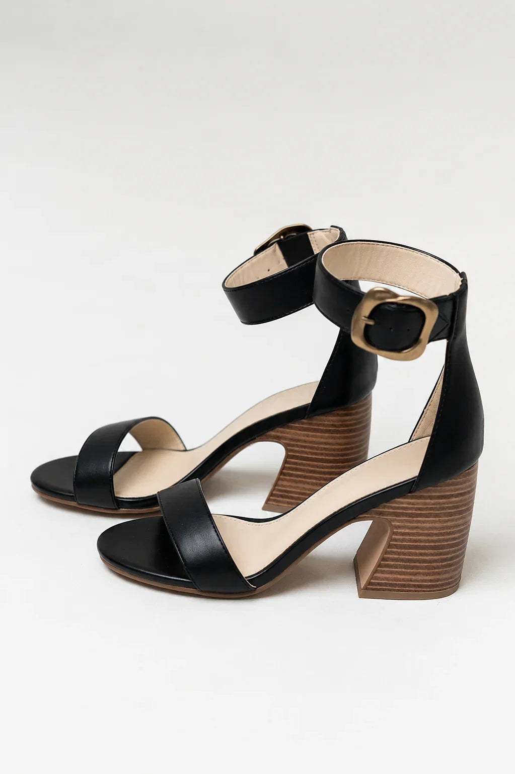 Eliya Block Heel in Black