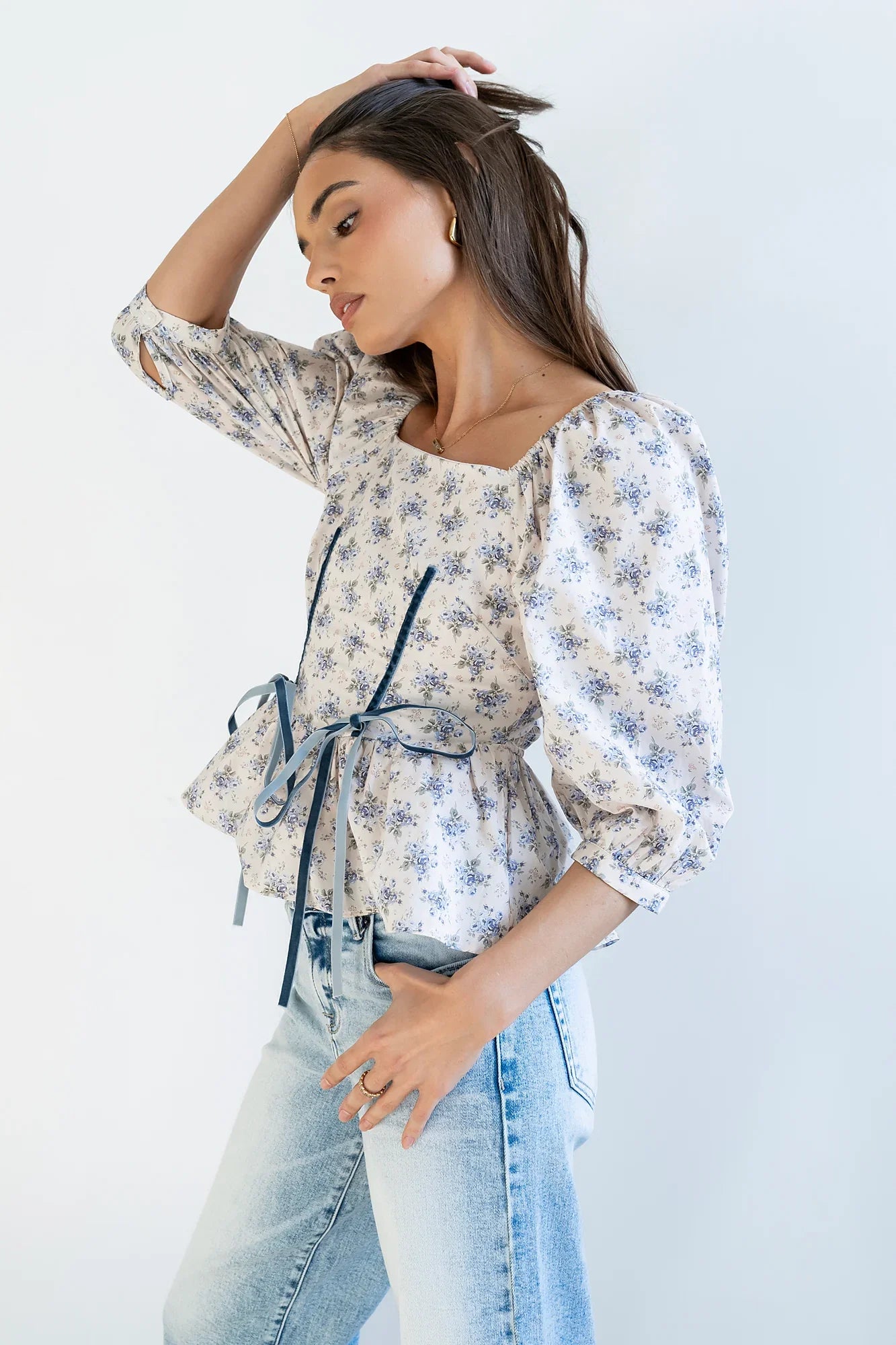 Jerzey Floral Peplum Blouse in Ecru