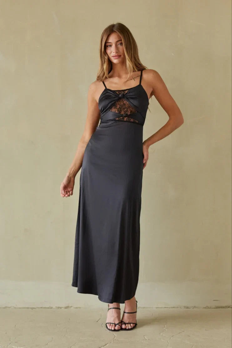 Selma Twist Lace Maxi Dress