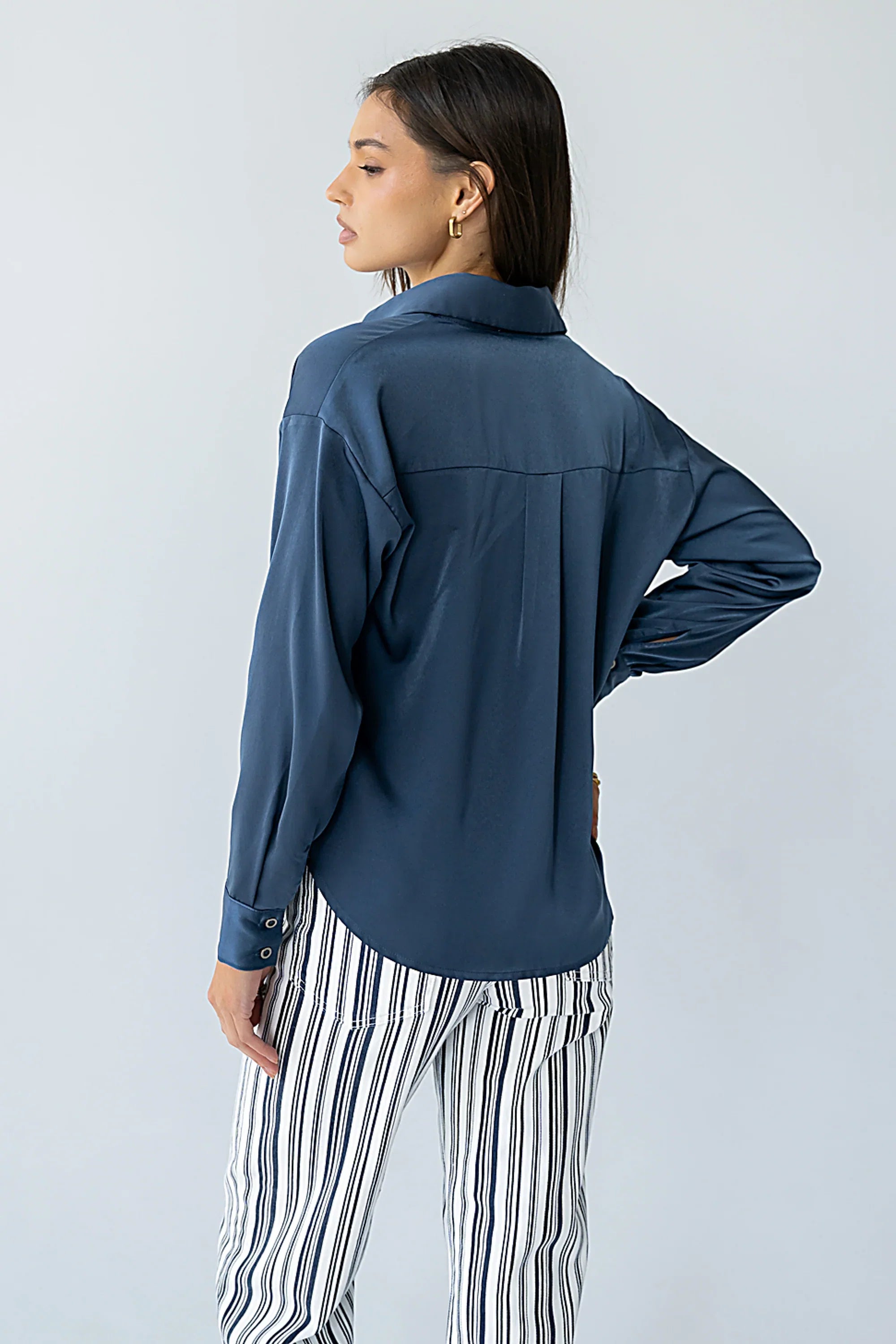 Margaret Twist Button Up in Blue
