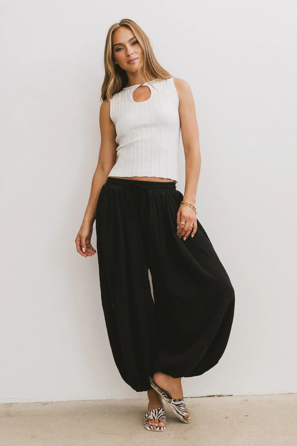 Jalen Loose Joggers in Black FINAL SALE
