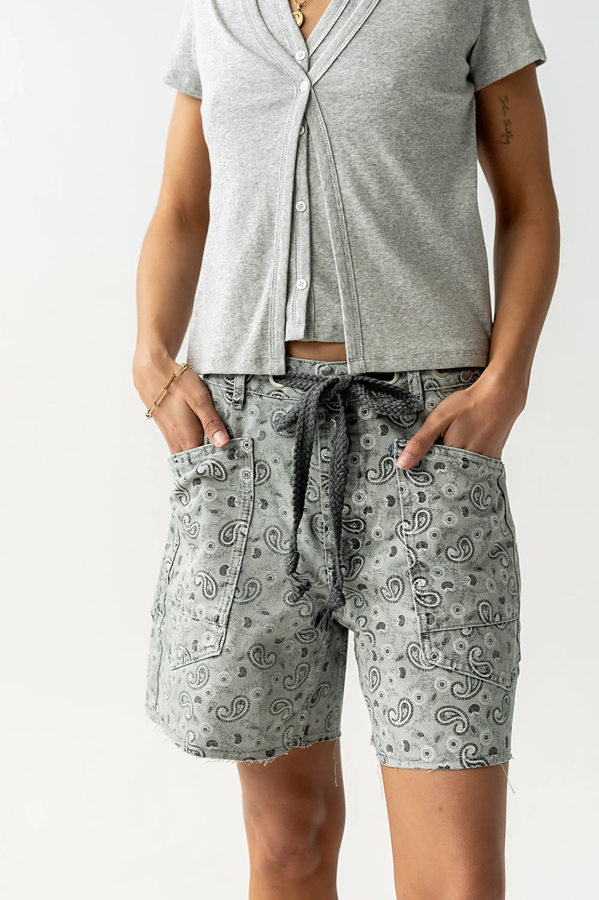 Finneas Denim Shorts in Grey Paisley