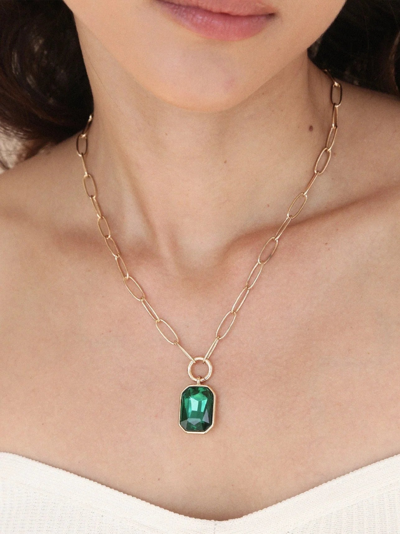 Deco Crystal Pendant Necklace