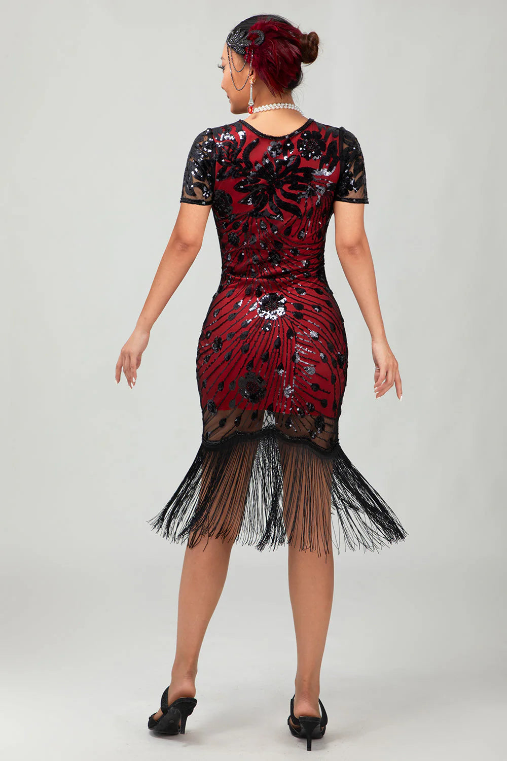 Sparkly Black Golden Gatsby Sequins Short 1920s Dress with Fringes