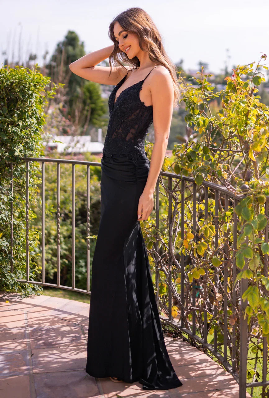 Sami Gown Black Floral Lace Fitted Dress