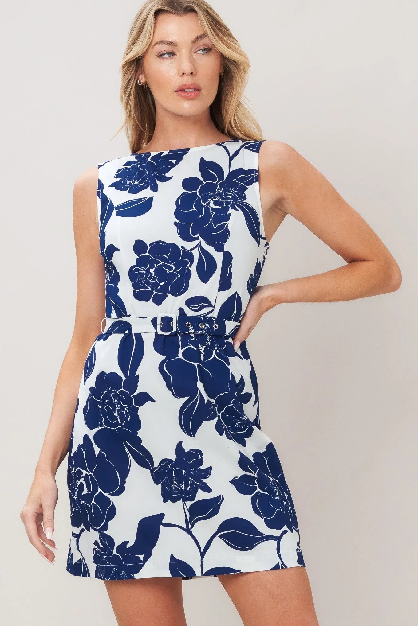 NAVY ESSENCE FLORAL MINI DRESS