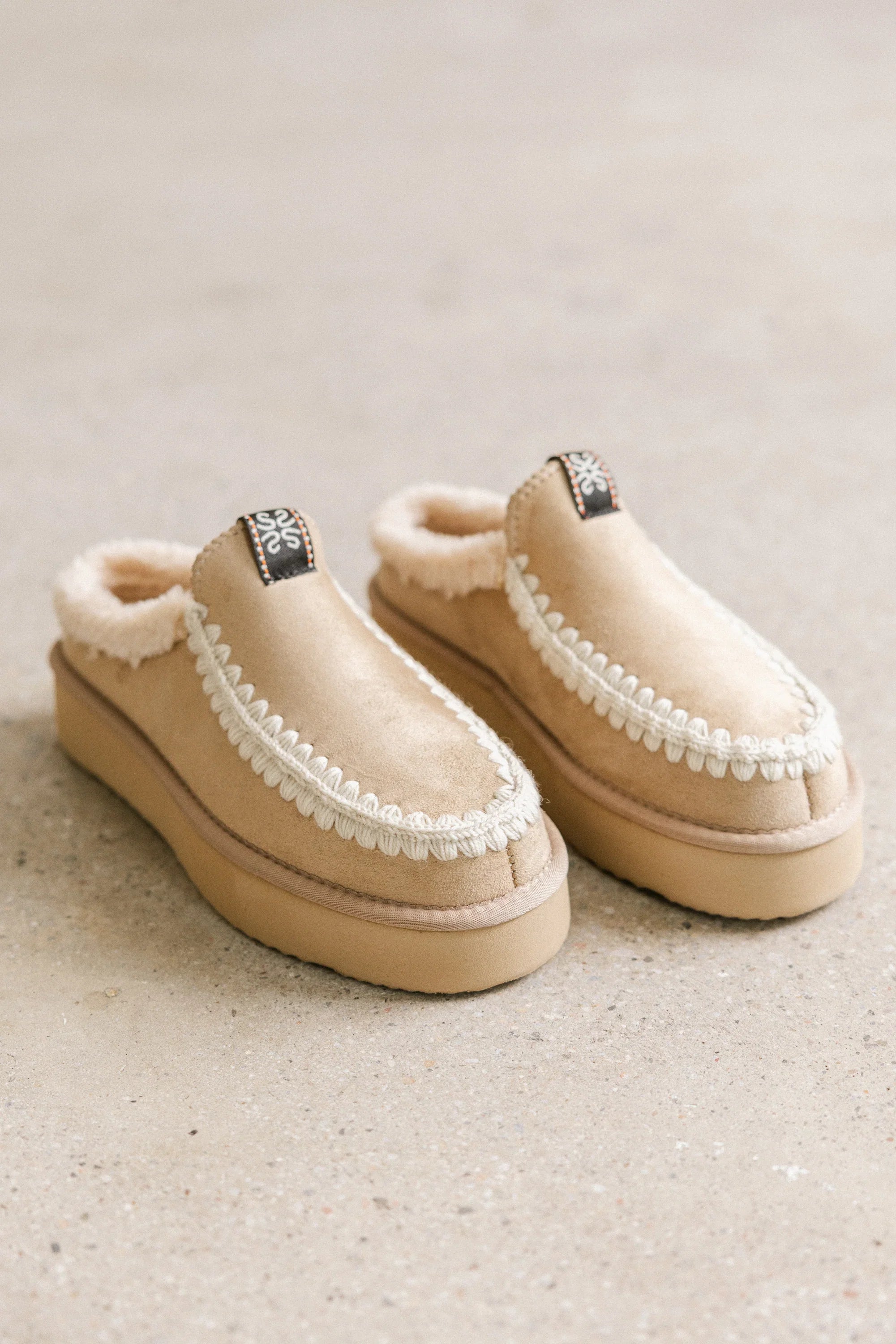 Cecily Platform Slipper in Natural