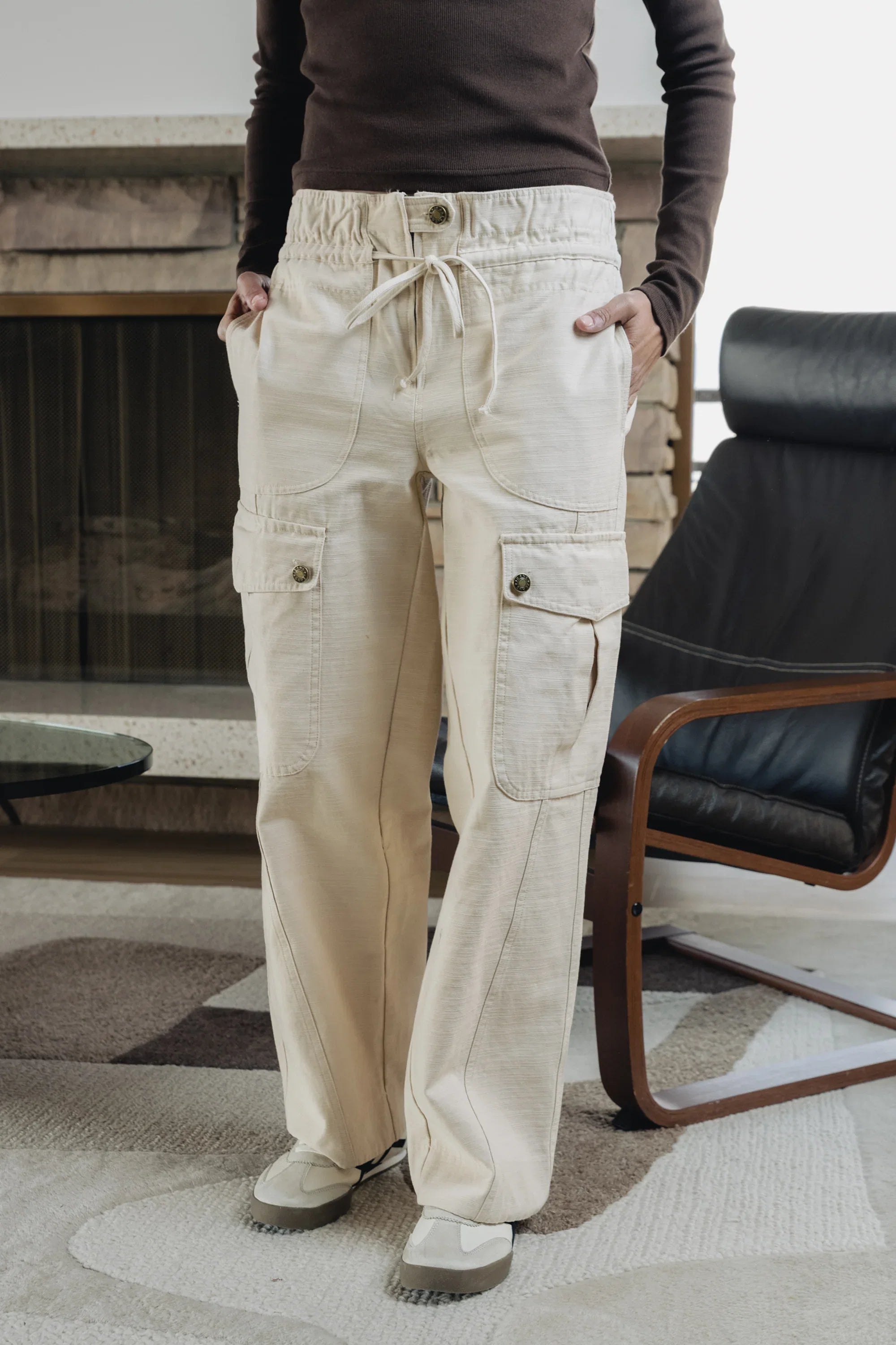 Kirsty Straight Leg Pants in Bone