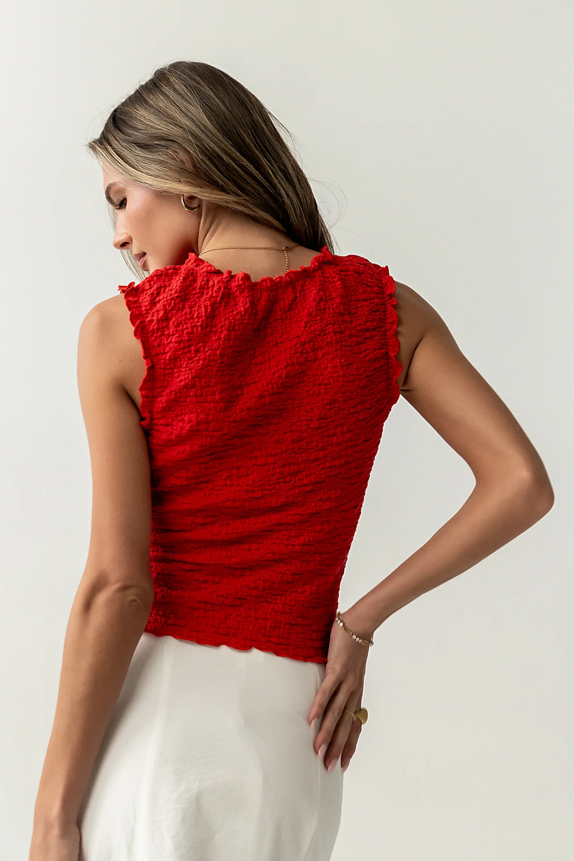 Jordana Textured Tank in Red
