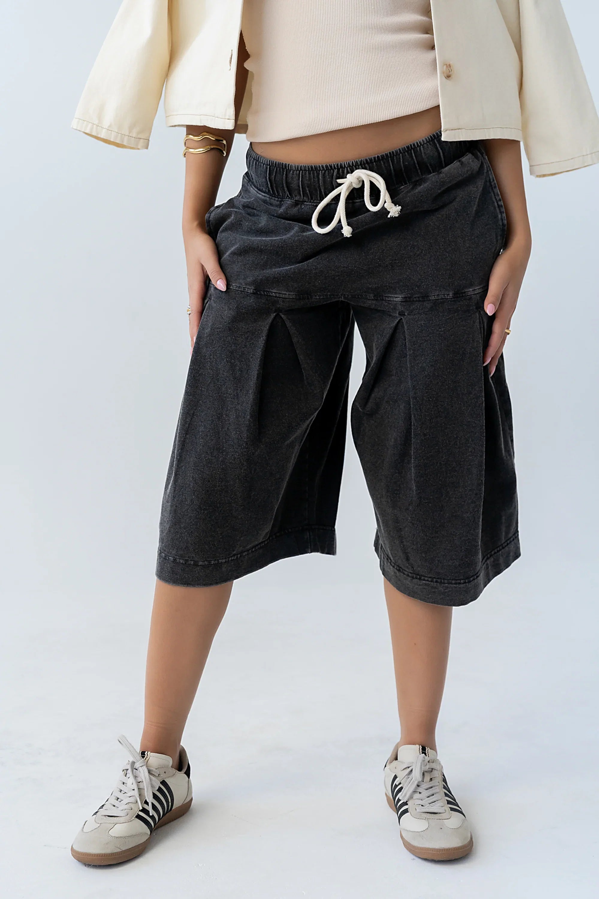 Micha Pleated Shorts in Black