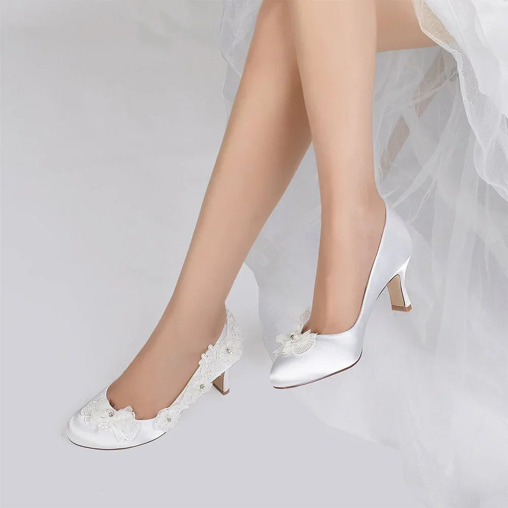 Lace Pointed Toe Chunky Heels with Beaded