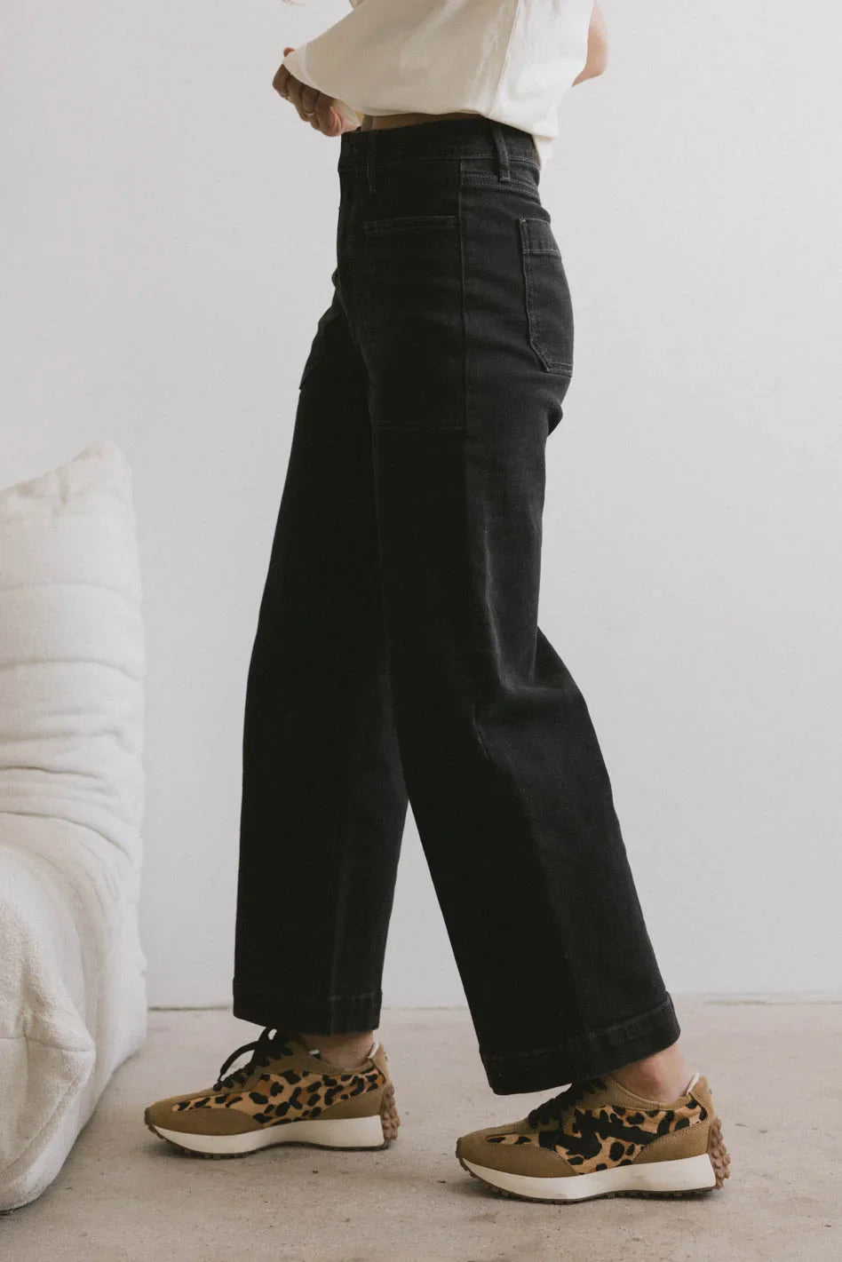 Leila Wide Leg Jeans in Black
