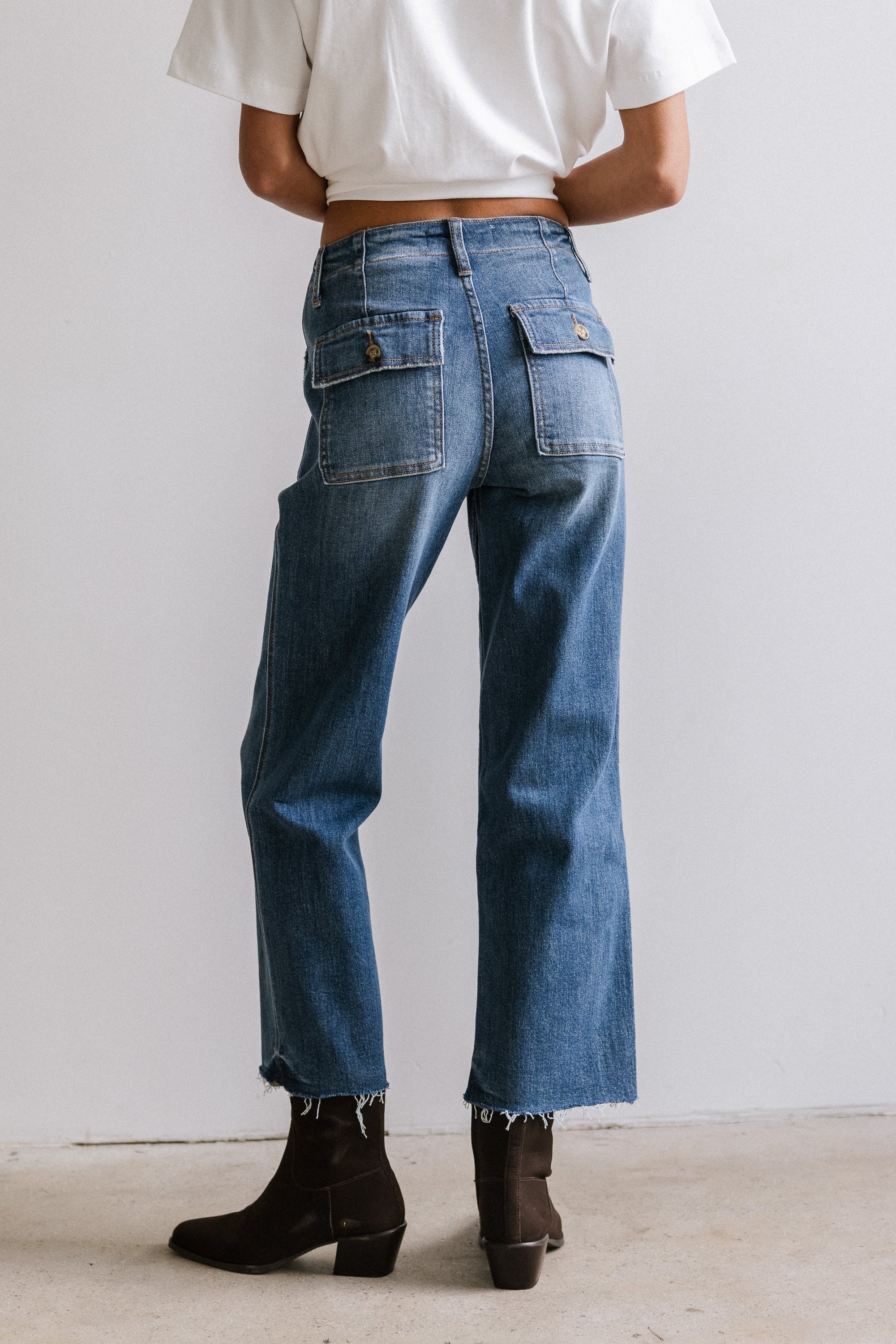 Eileen Cropped Straight Leg Jeans