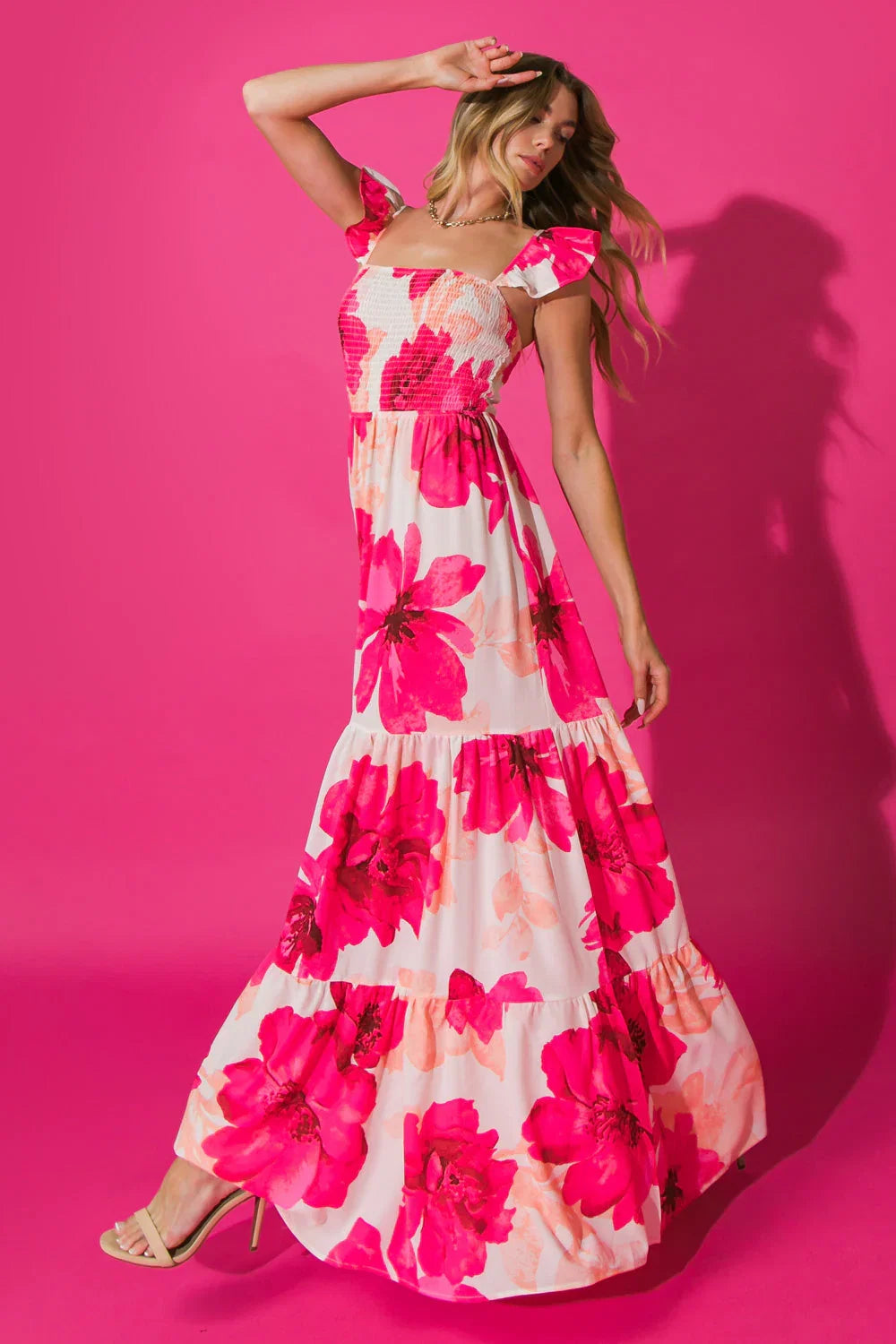 FEEL LIKE MOVING FLORAL MAXI DRESS