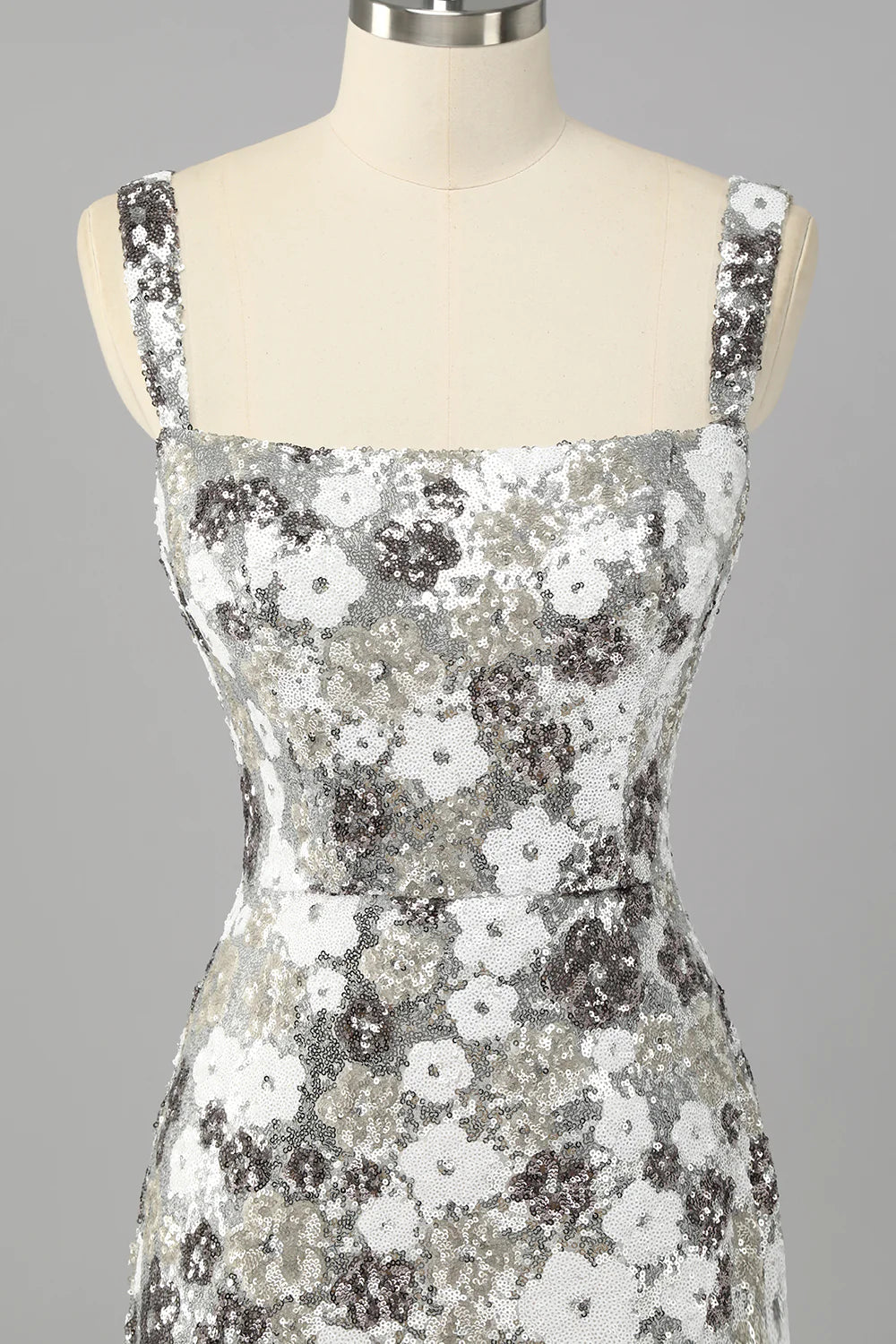 Sparkly Silver Bodycon Square Neck Sequins Short Homecoming Dress