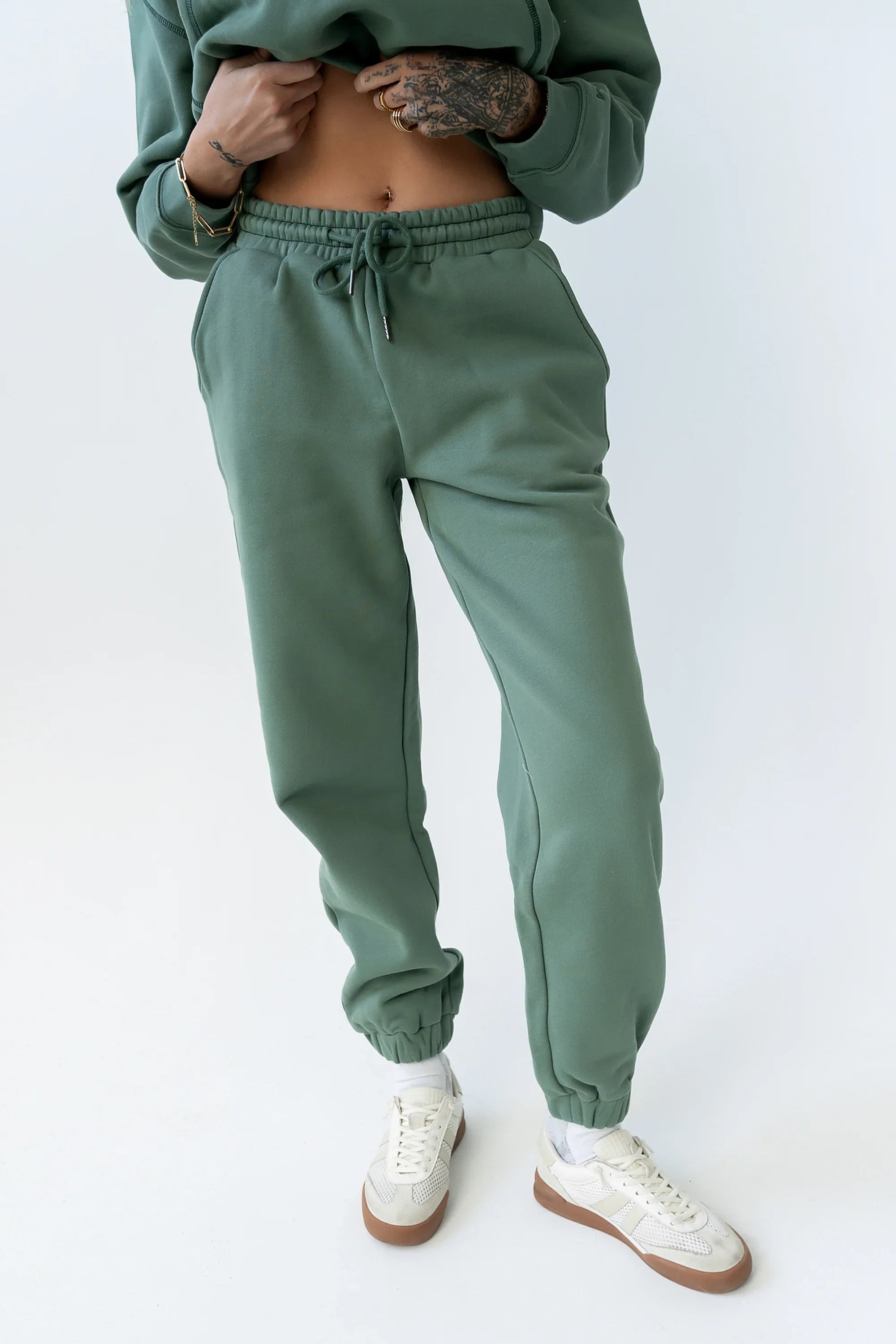 Mozie Contrast Joggers in Teal