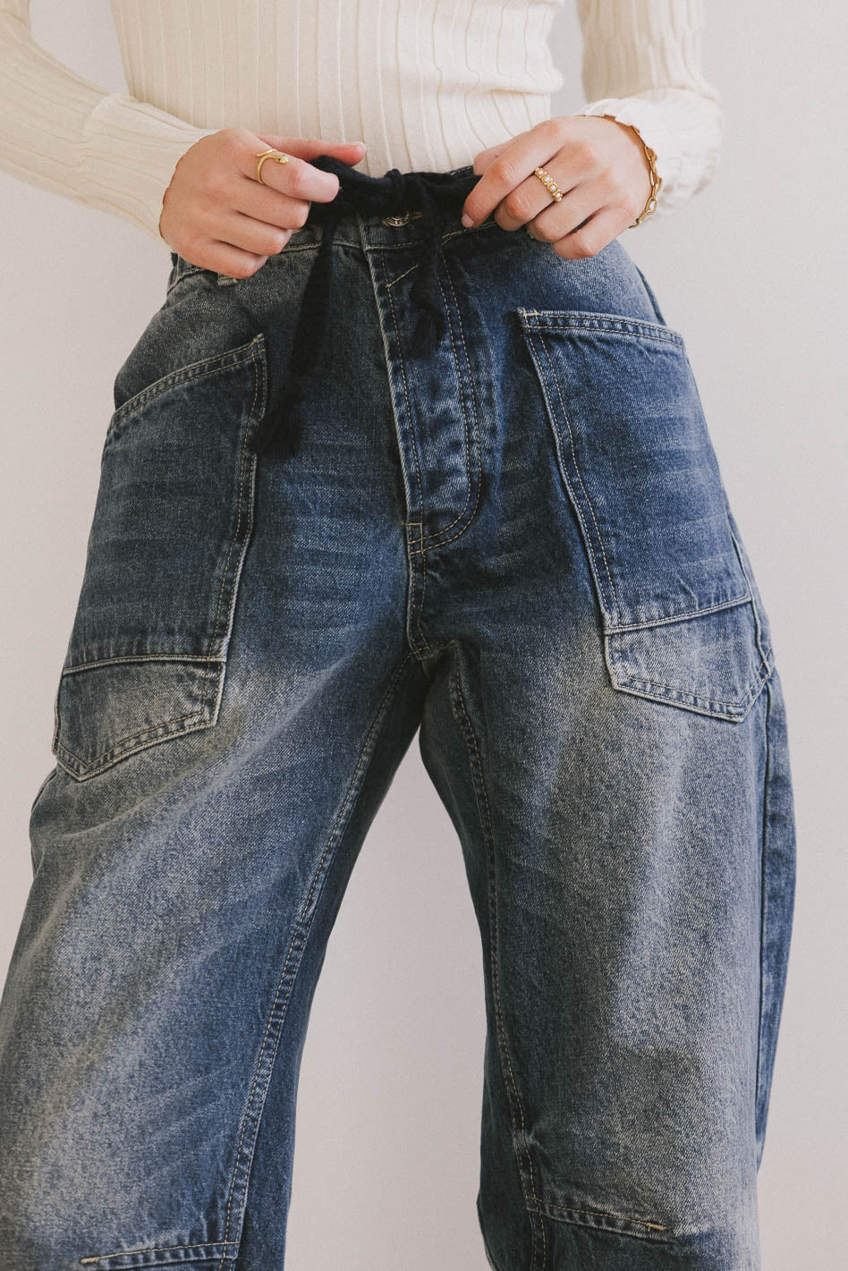 Jocelyn Barrel Jeans in Medium Wash FINAL SALE
