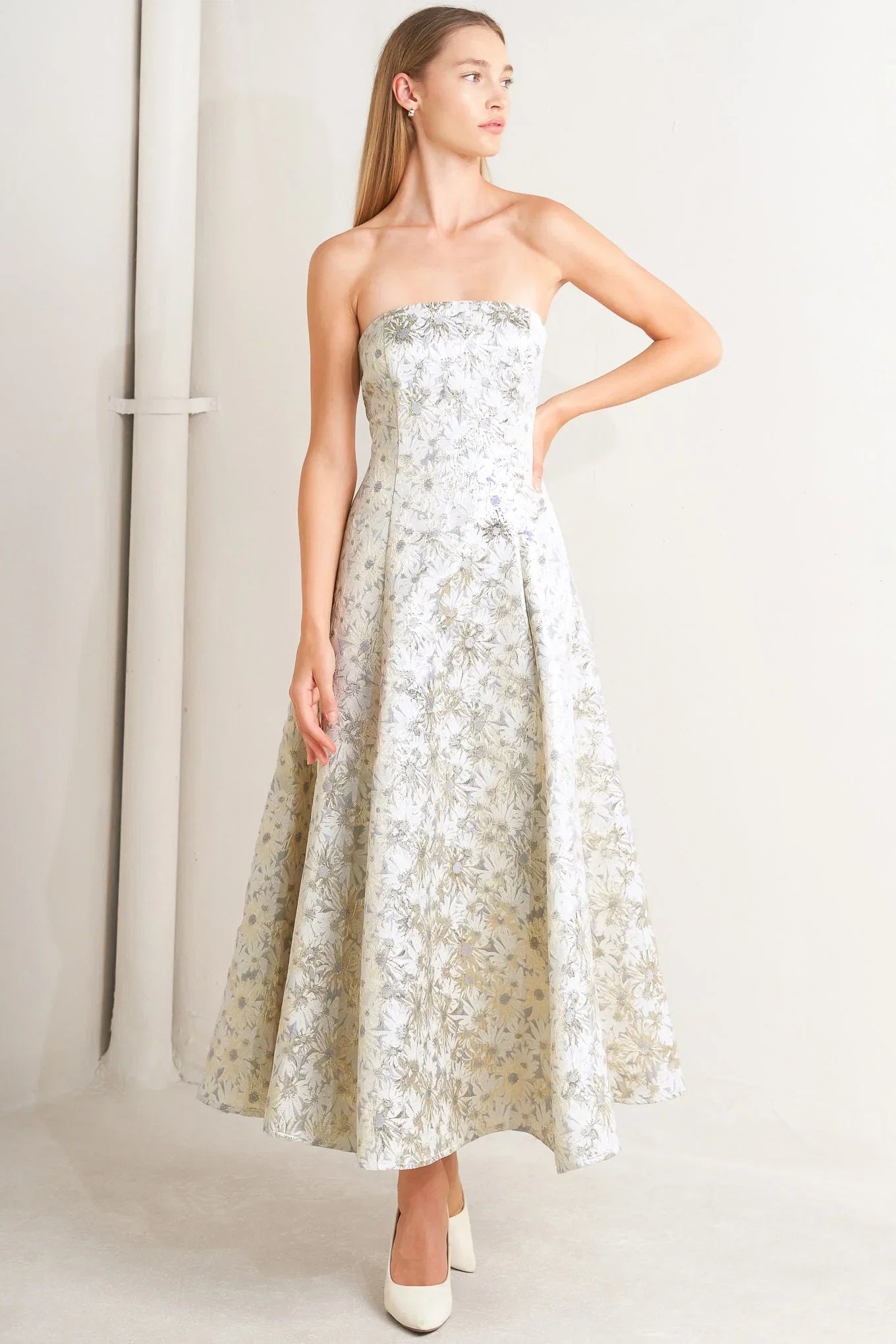 WHITE GOLD JACQUARD STRAPLESS MIDI DRESS