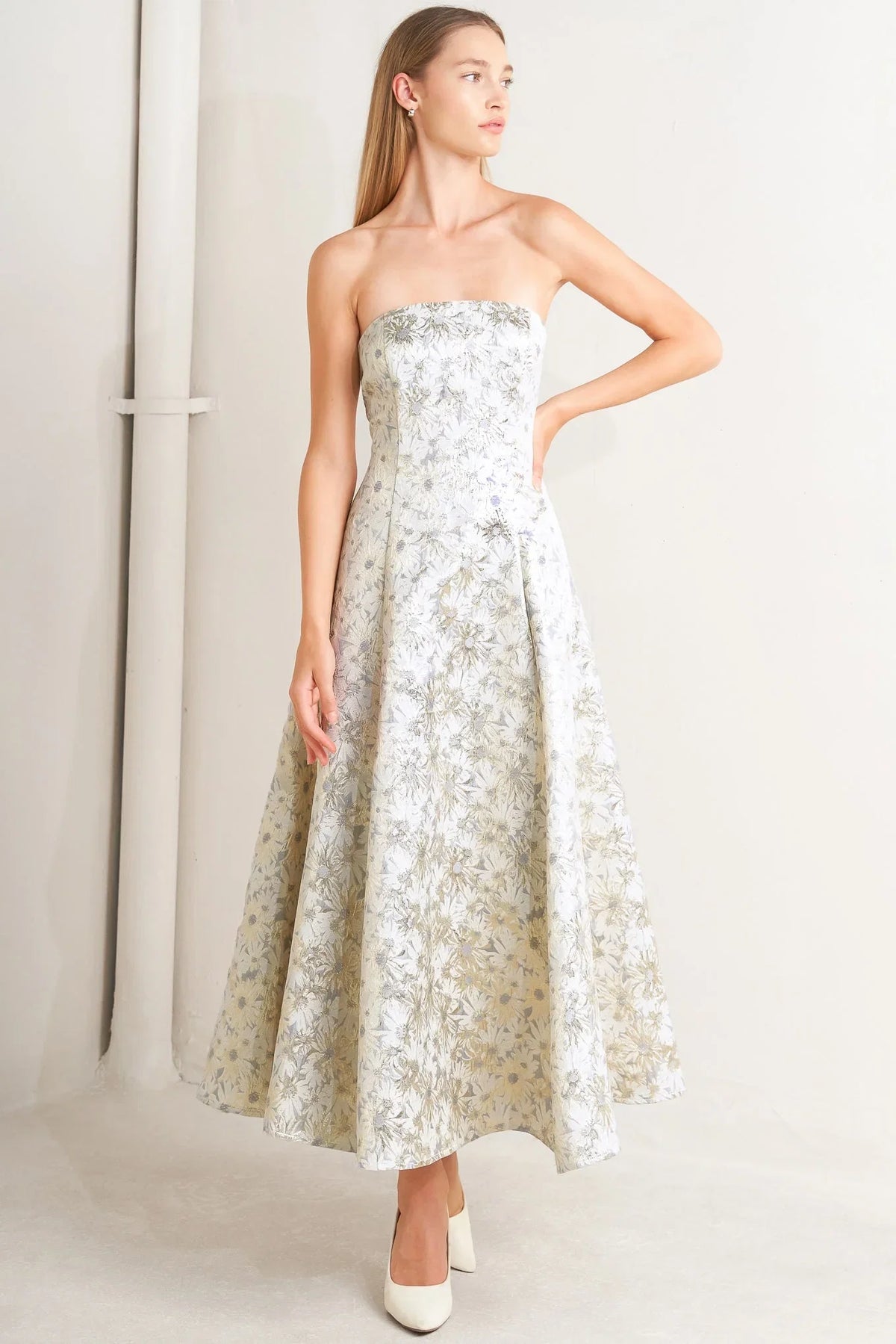 WHITE GOLD JACQUARD STRAPLESS MIDI DRESS