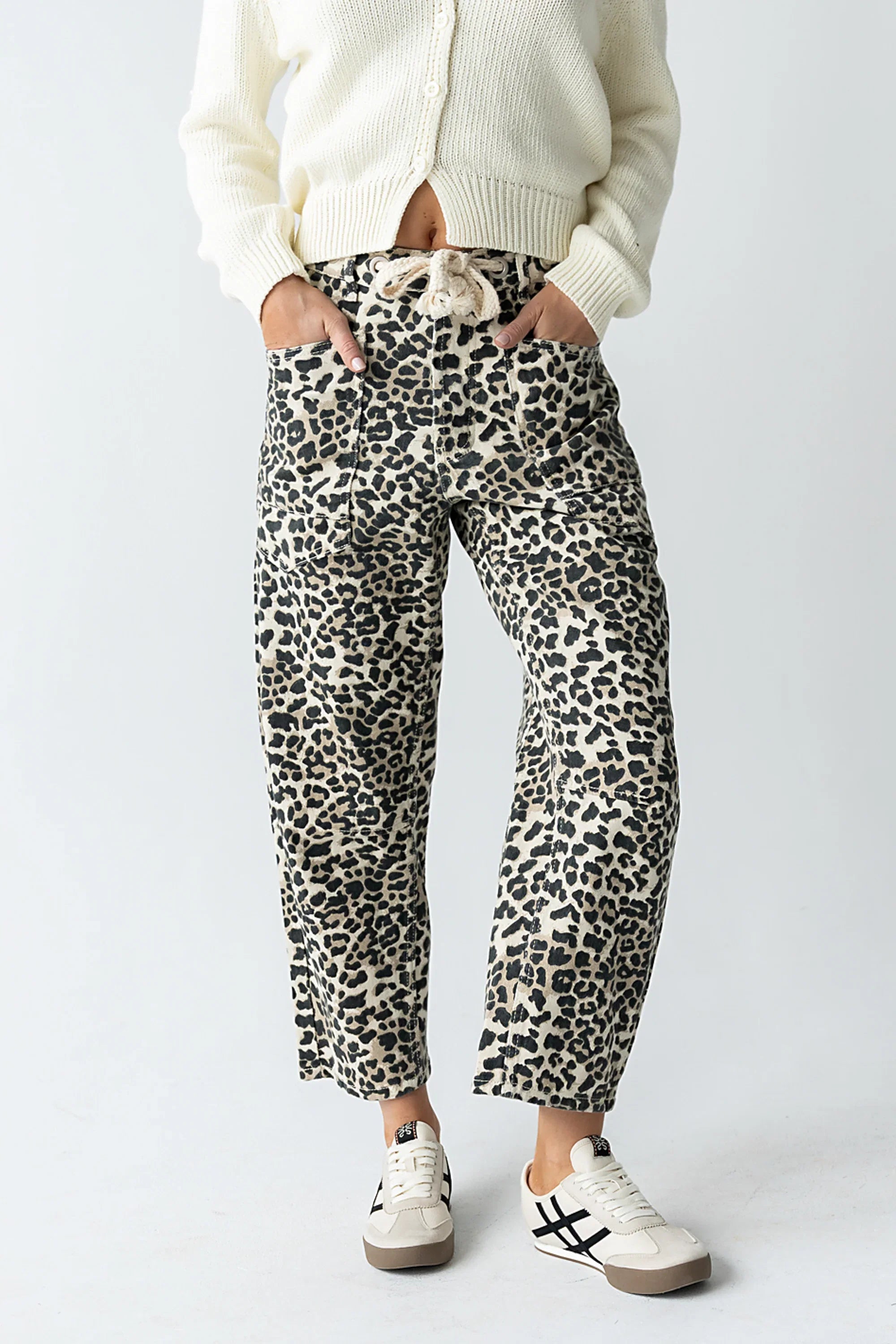 Jocelyn Barrel Jeans in Leopard