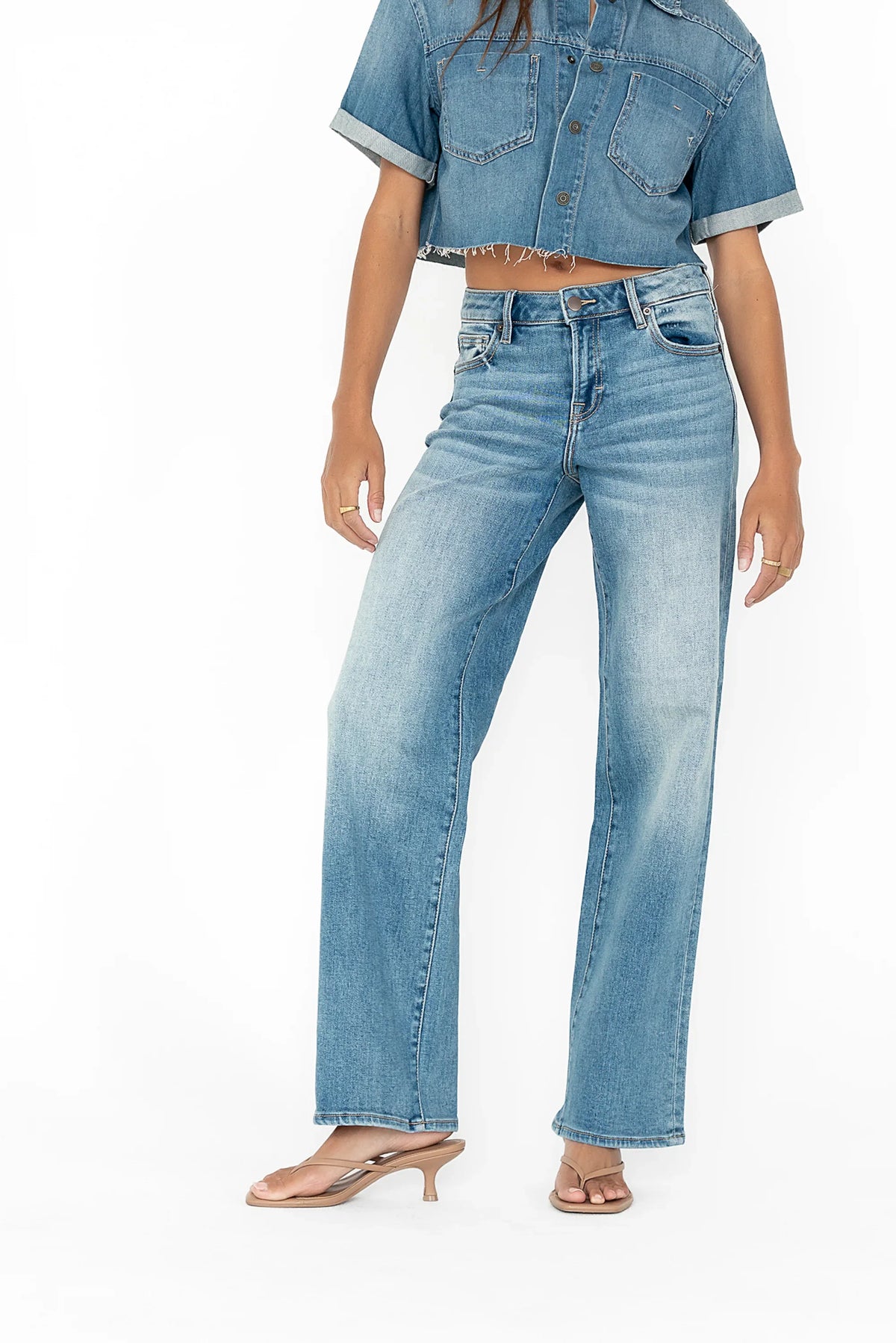 Sloane Wide Leg Jeans in Medium Wash