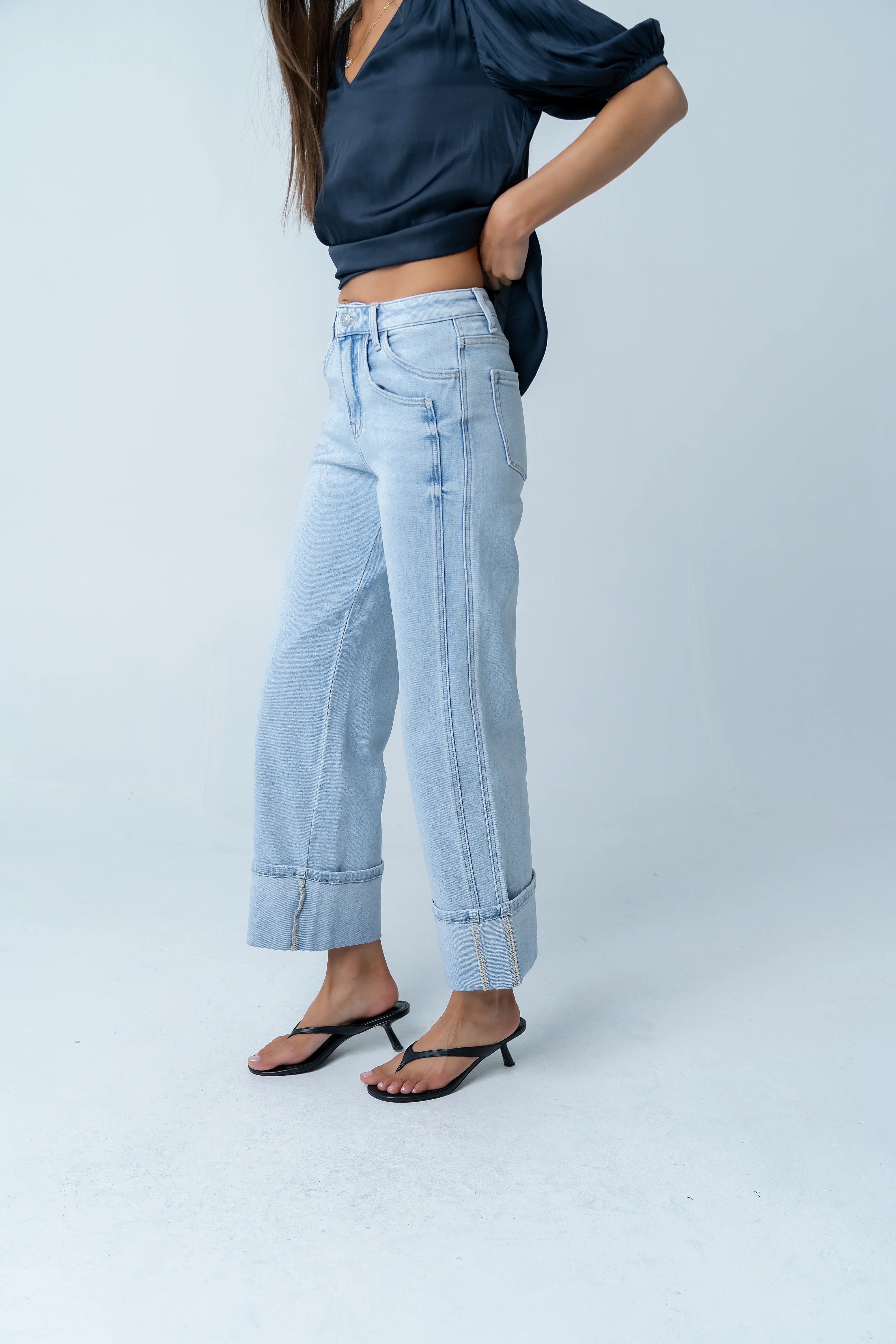 Kenyen Cuffed Wide Leg Jeans