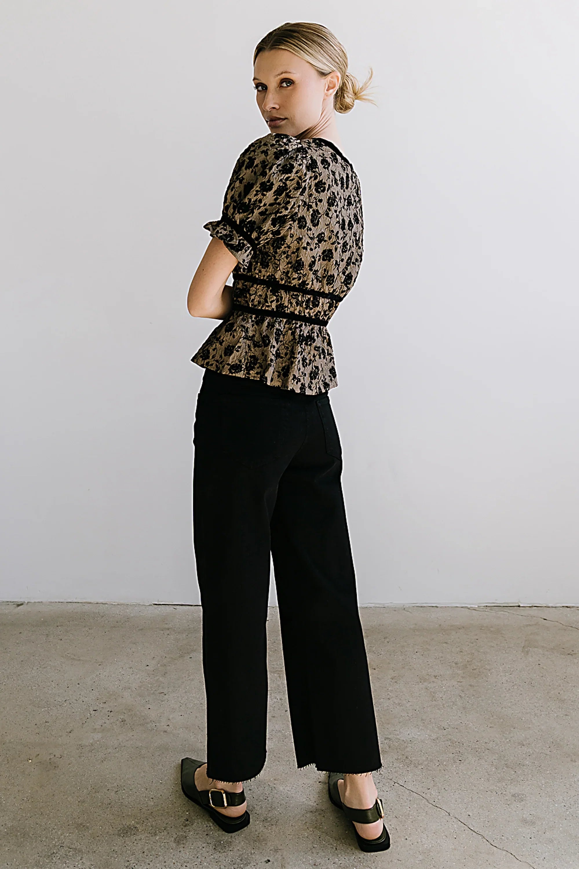 Tallie Floral Blouse in Mocha FINAL SALE