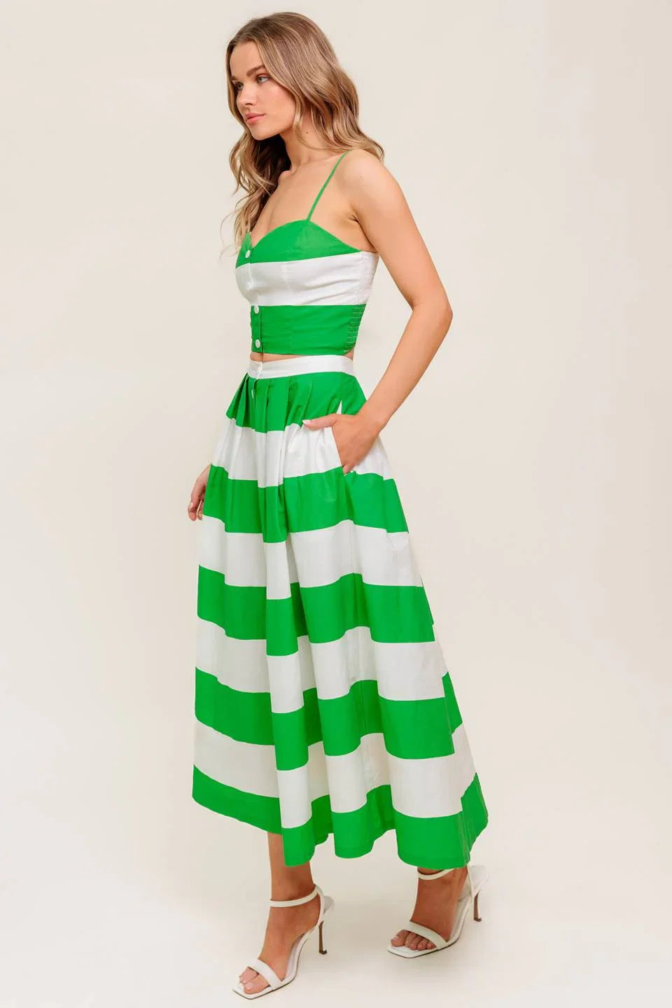 ENDLESS FLAIR TOP SKIRT SET GREEN