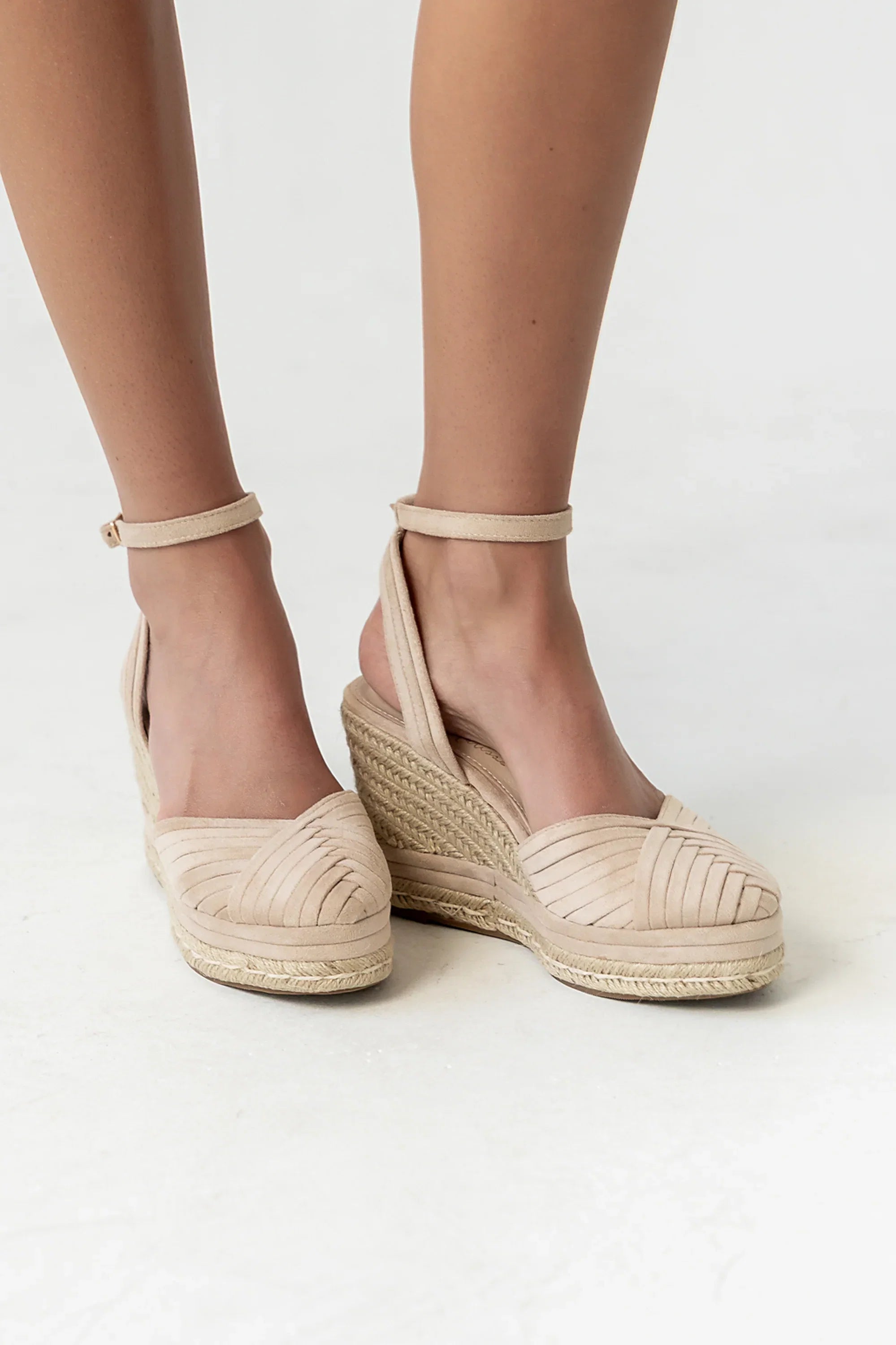 Becca Wedge Sandal in Natural