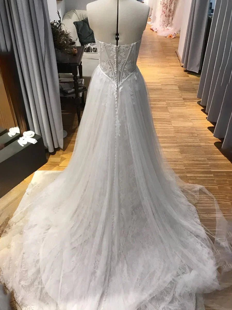 Charming A Line Strapless Tulle Lace Wedding Dresses