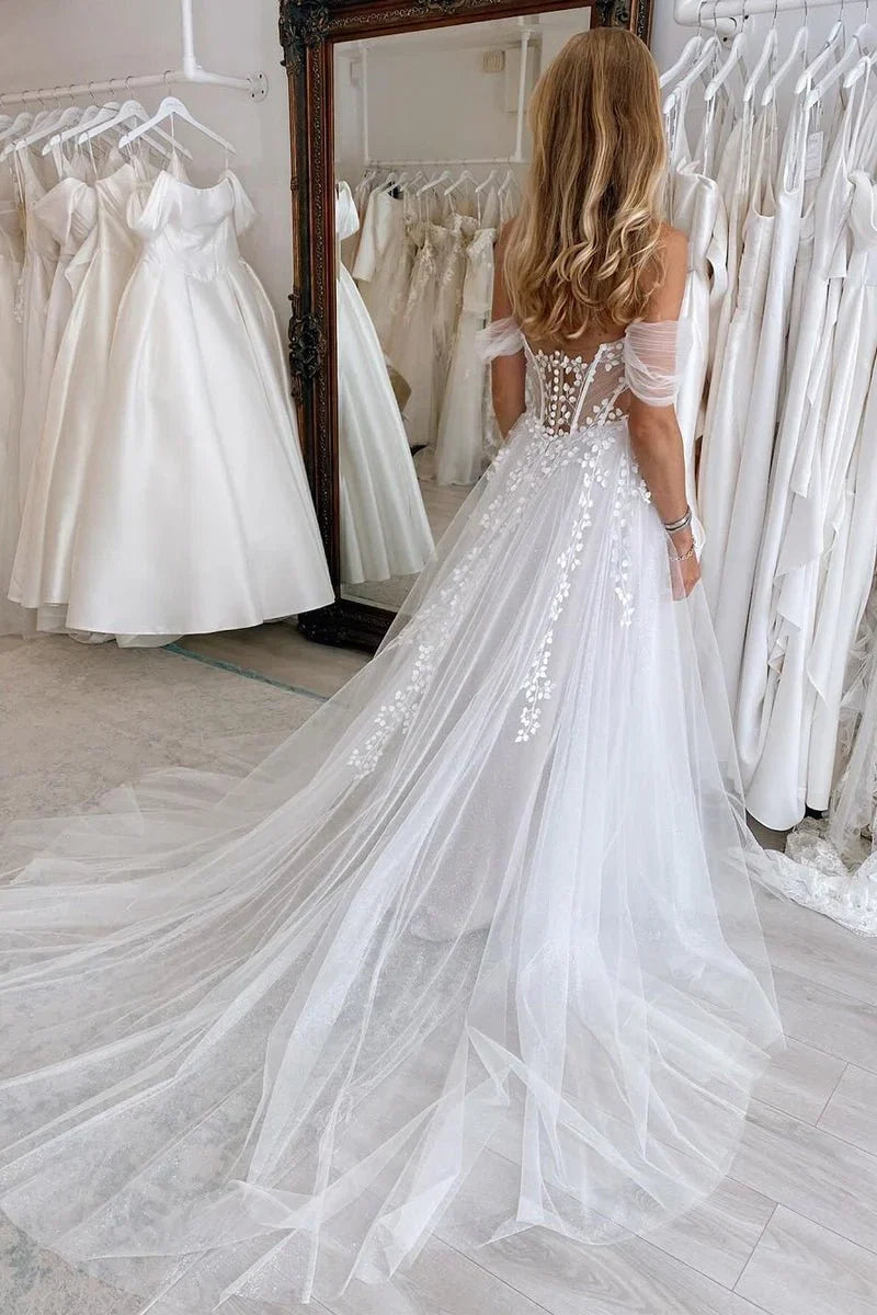 A Line Sweetheart Tulle Appliques Wedding Dresses