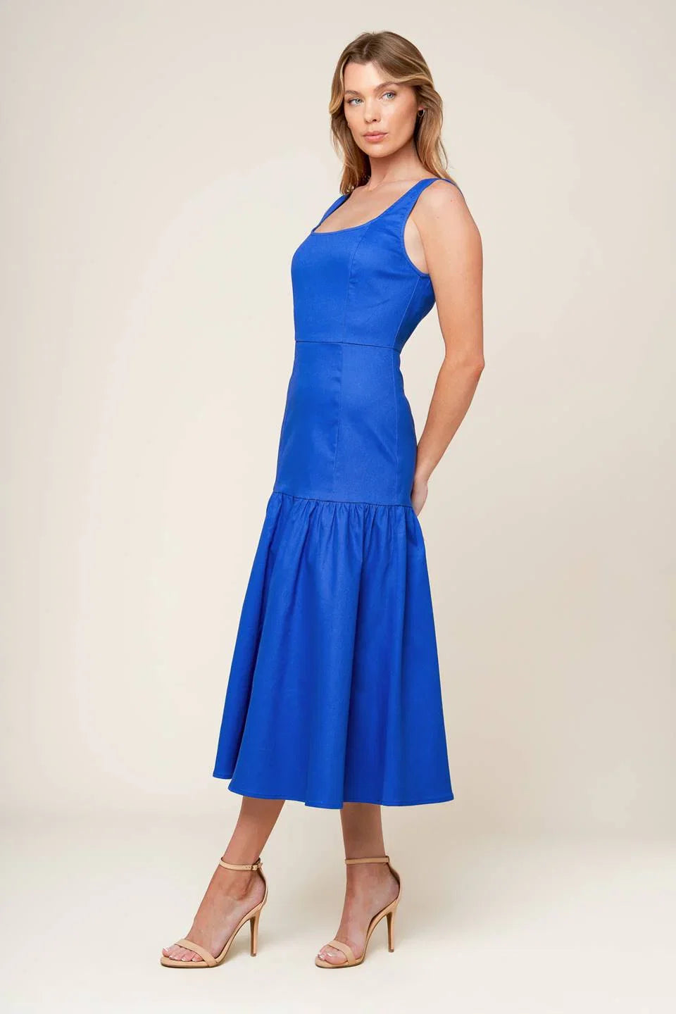 BONNIE BLUE MIDI DRESS WITH SQUARE NECKLINE DROP WAIST