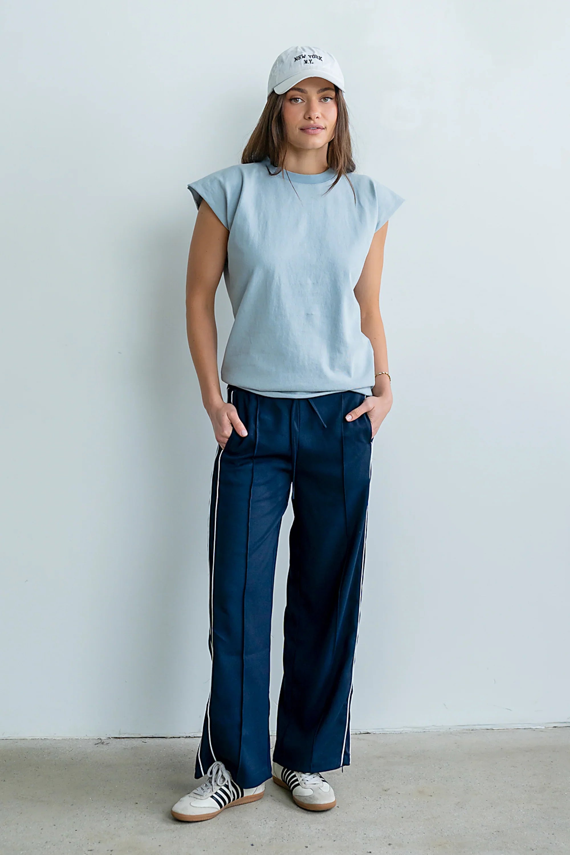 Vinnie Muscle Tee in Blue