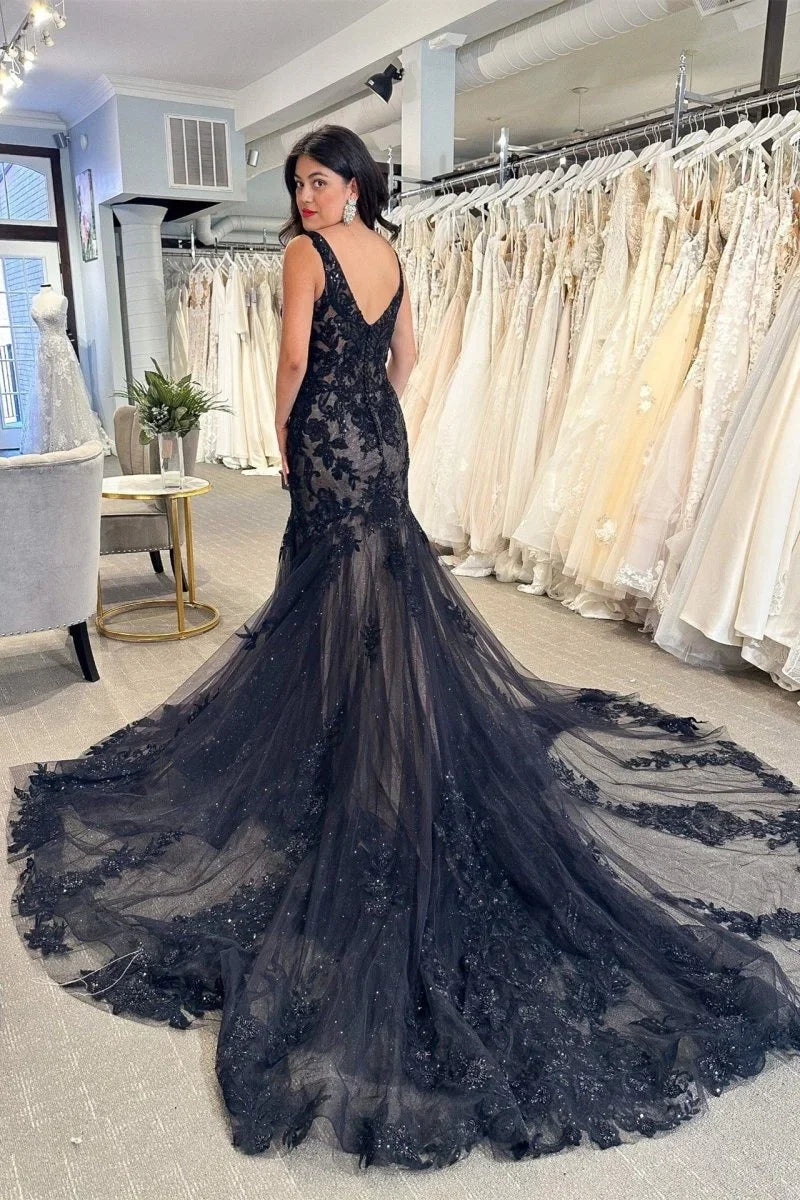 Black Tulle Appliques V Neck Trumpet Long Wedding Dress
